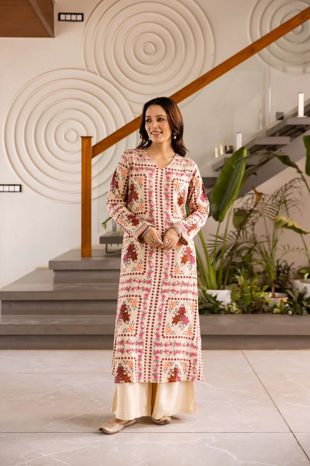 Aafreen Rayon HandEmbroidered Plazo Set - Image 12