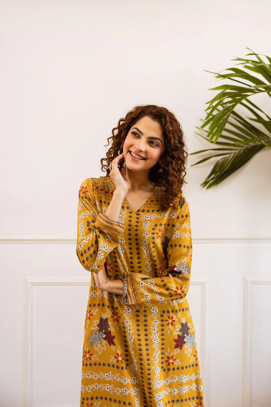 Aafreen Rayon HandEmbroidered Plazo Set - Image 14