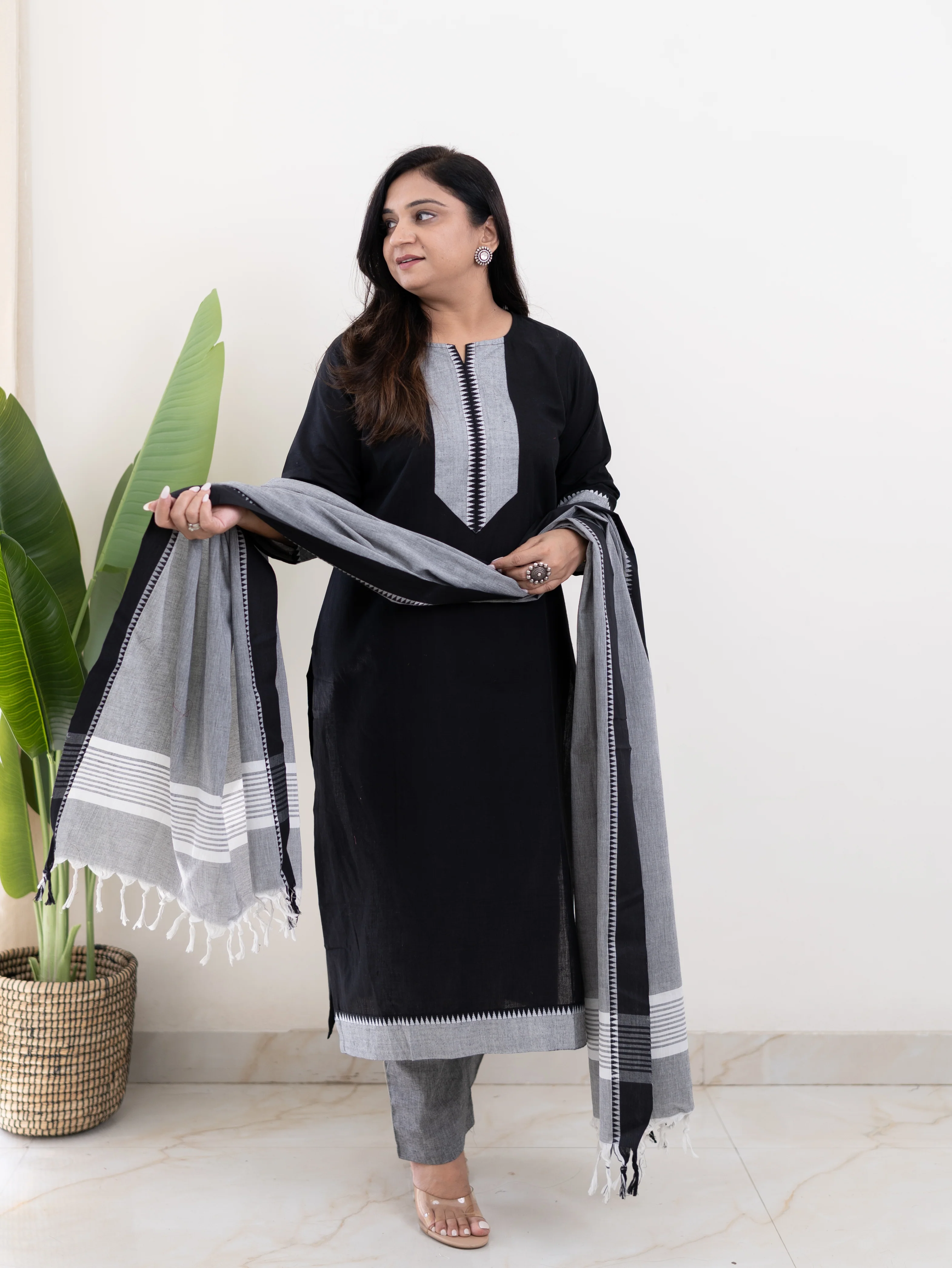 Adrita Black Handloom Cotton Straight Dupatta Set - Image 5