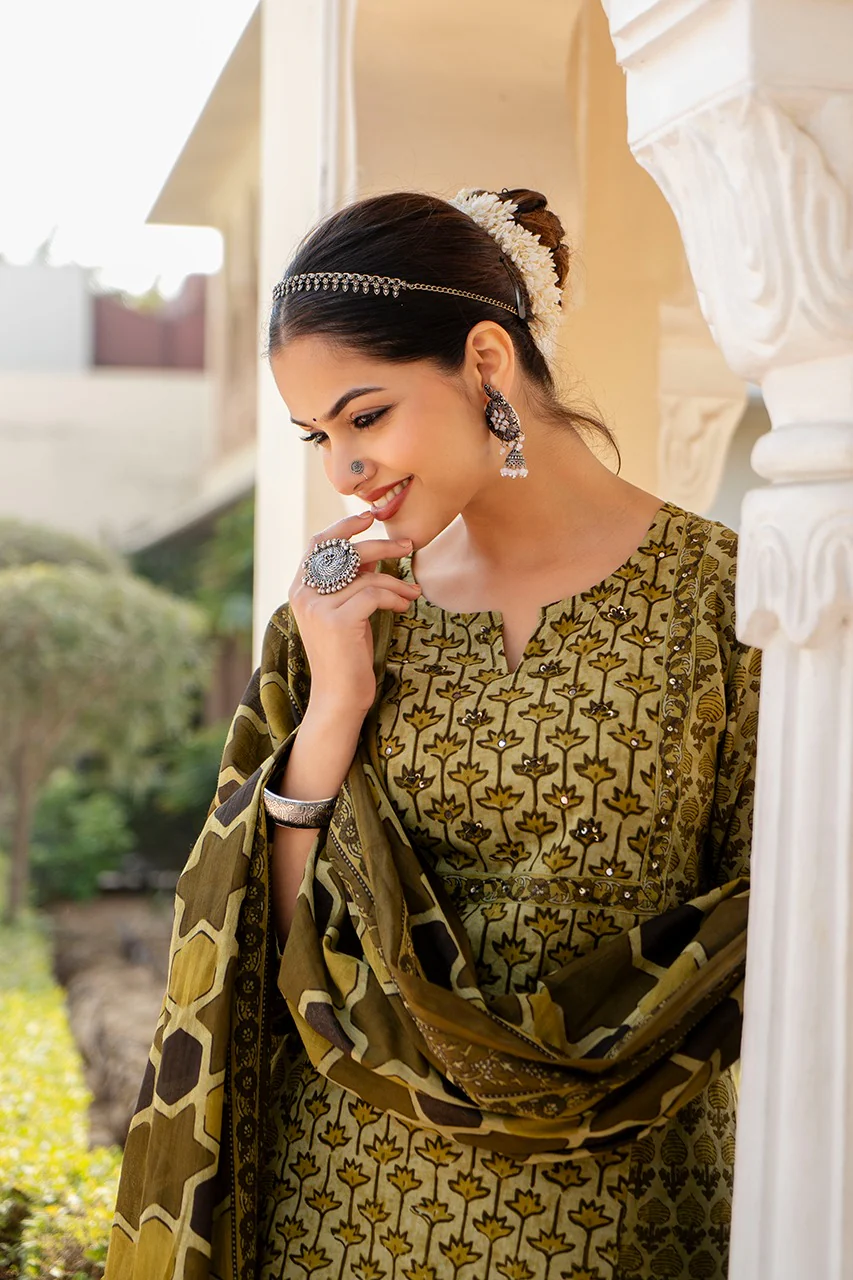 Anamika Cotton Ajrakh print Straight pant Set - Image 7