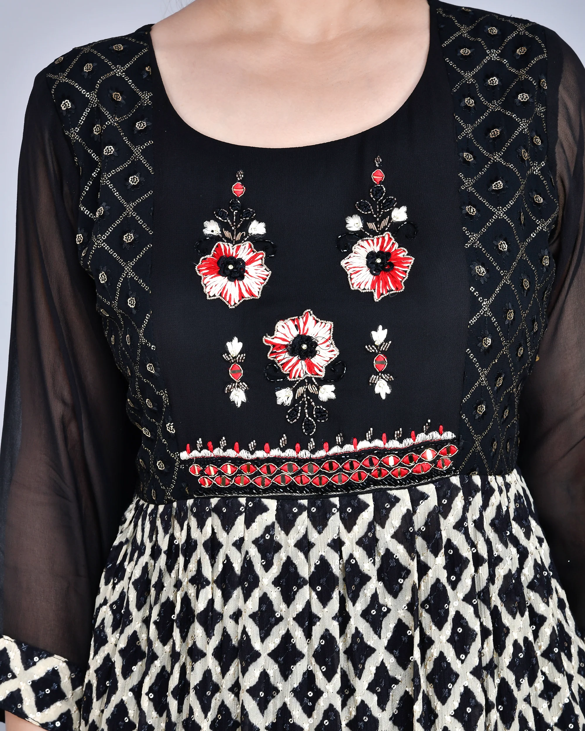 Black and Beige Georgette Nyra Set - Image 6