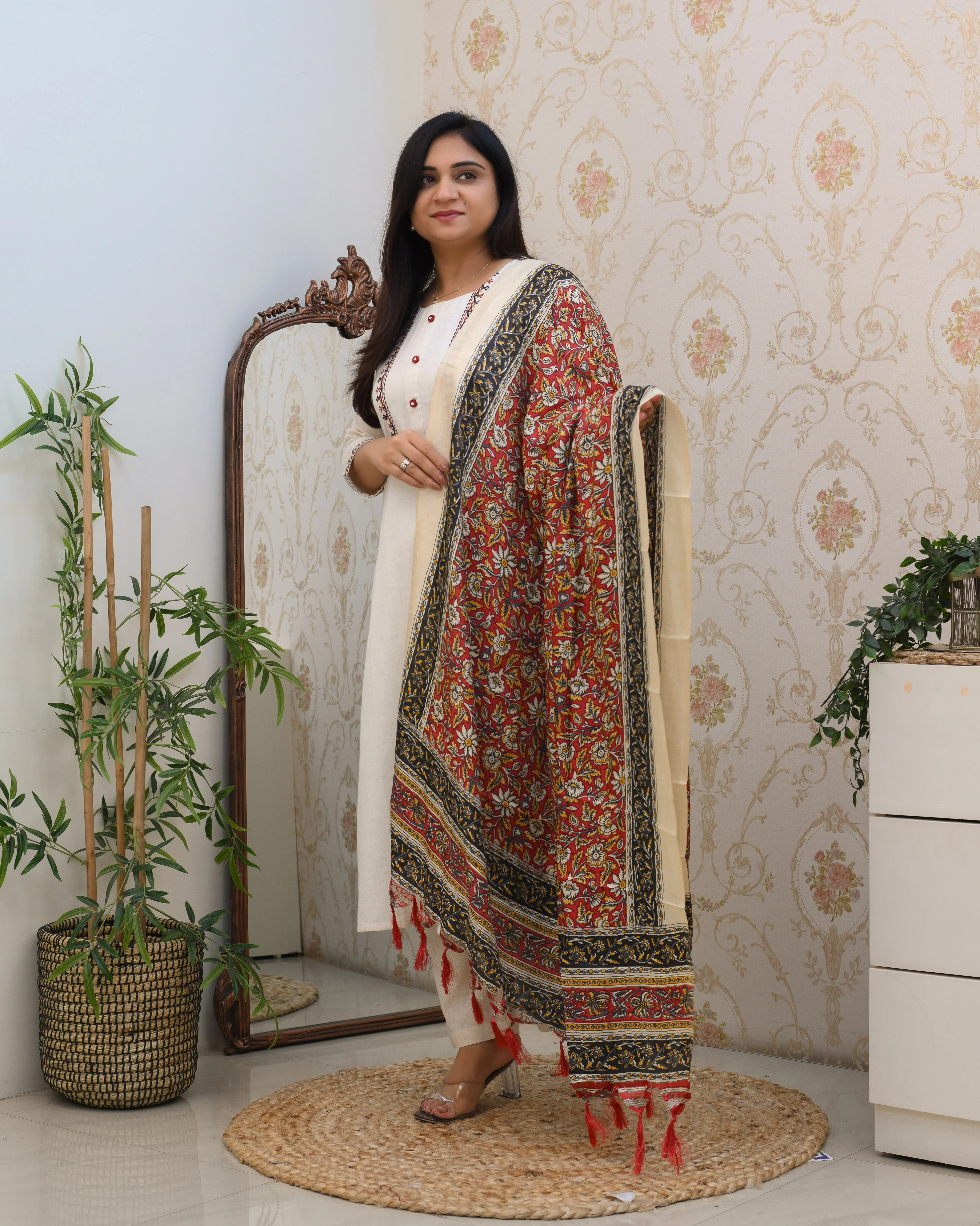 Cotton Embroidered Kalamkari Dupatta Suit - Image 5