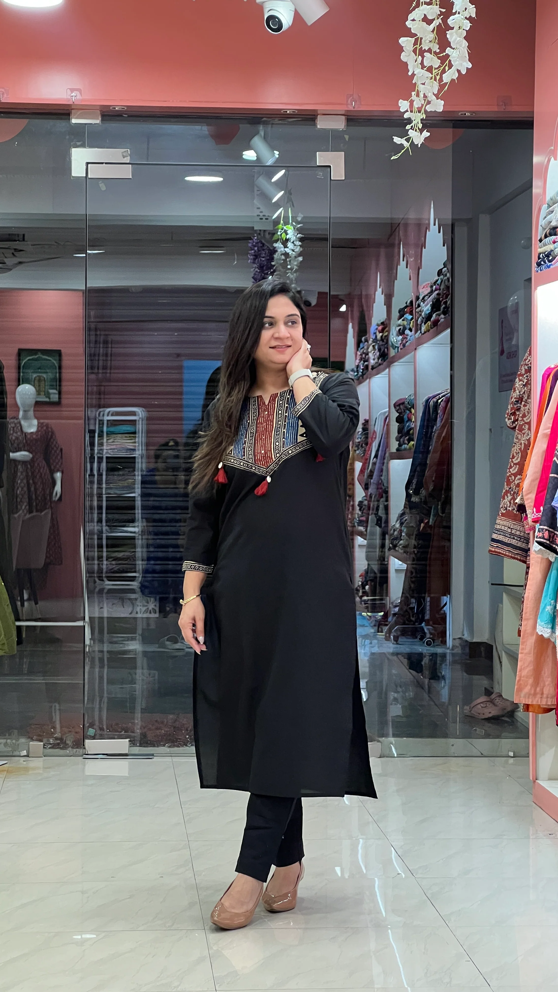 Cotton Solid Casual Straight Kurta - Image 11