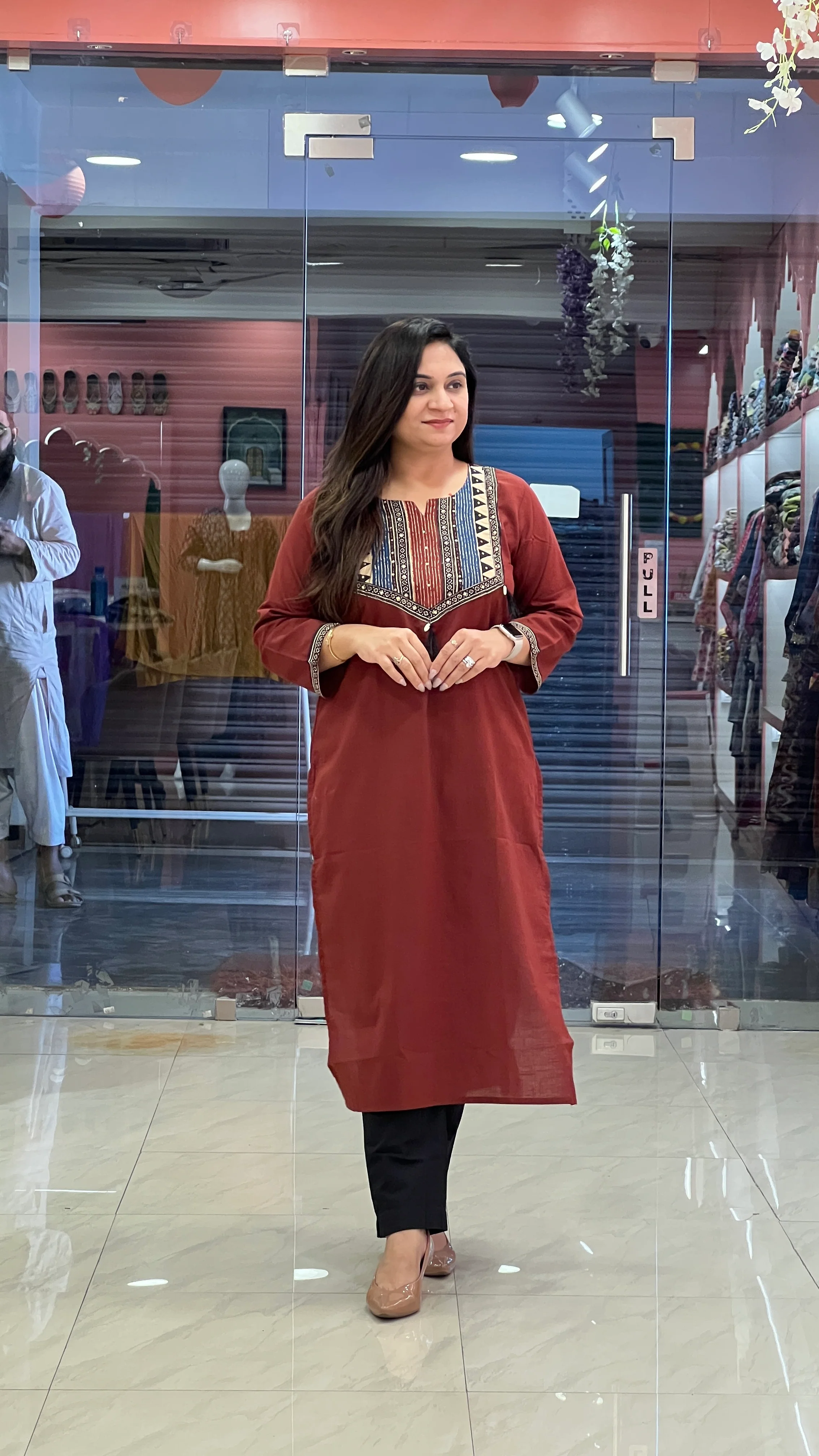 Cotton Solid Casual Straight Kurta - Image 3