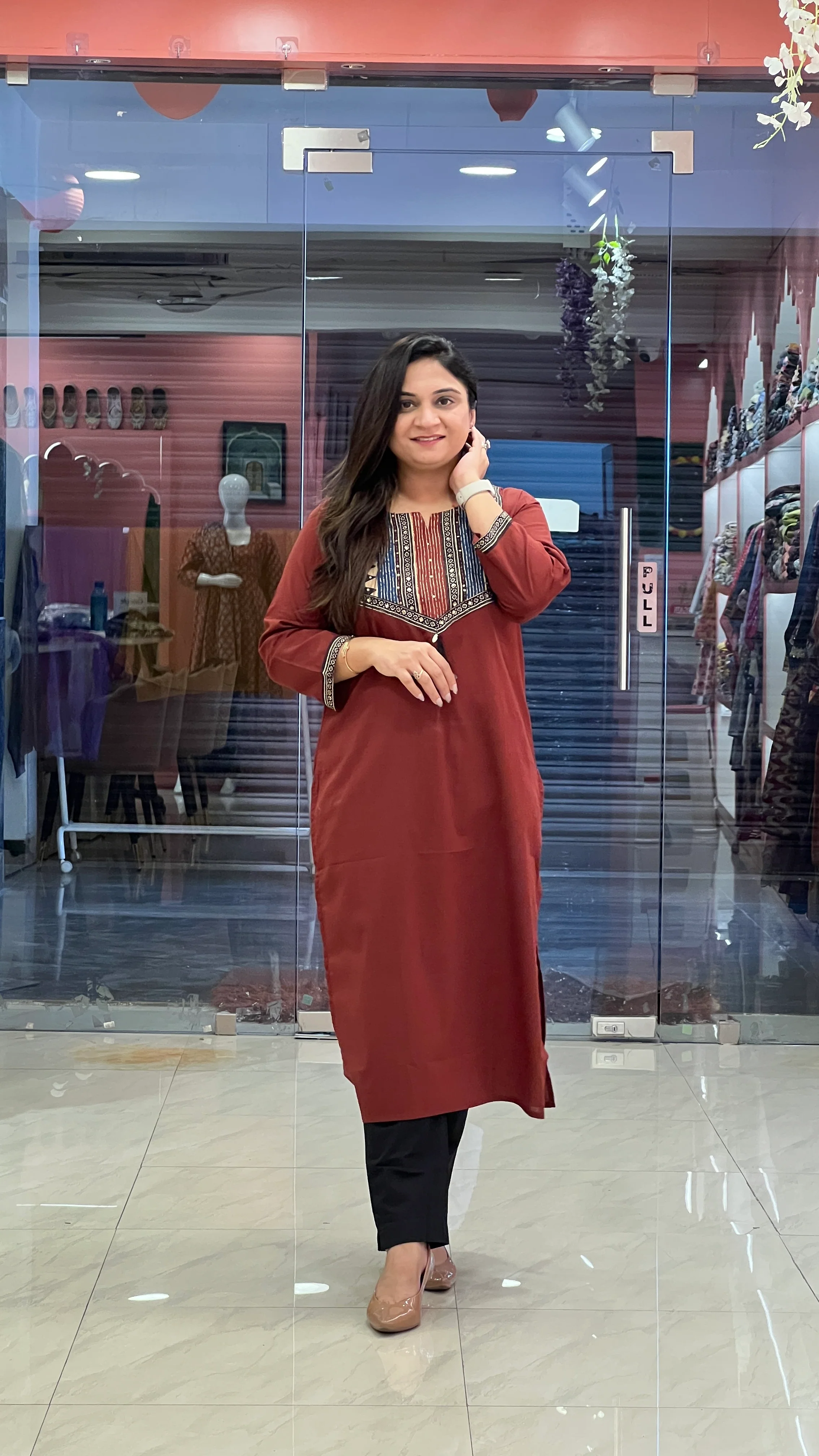 Cotton Solid Casual Straight Kurta - Image 4