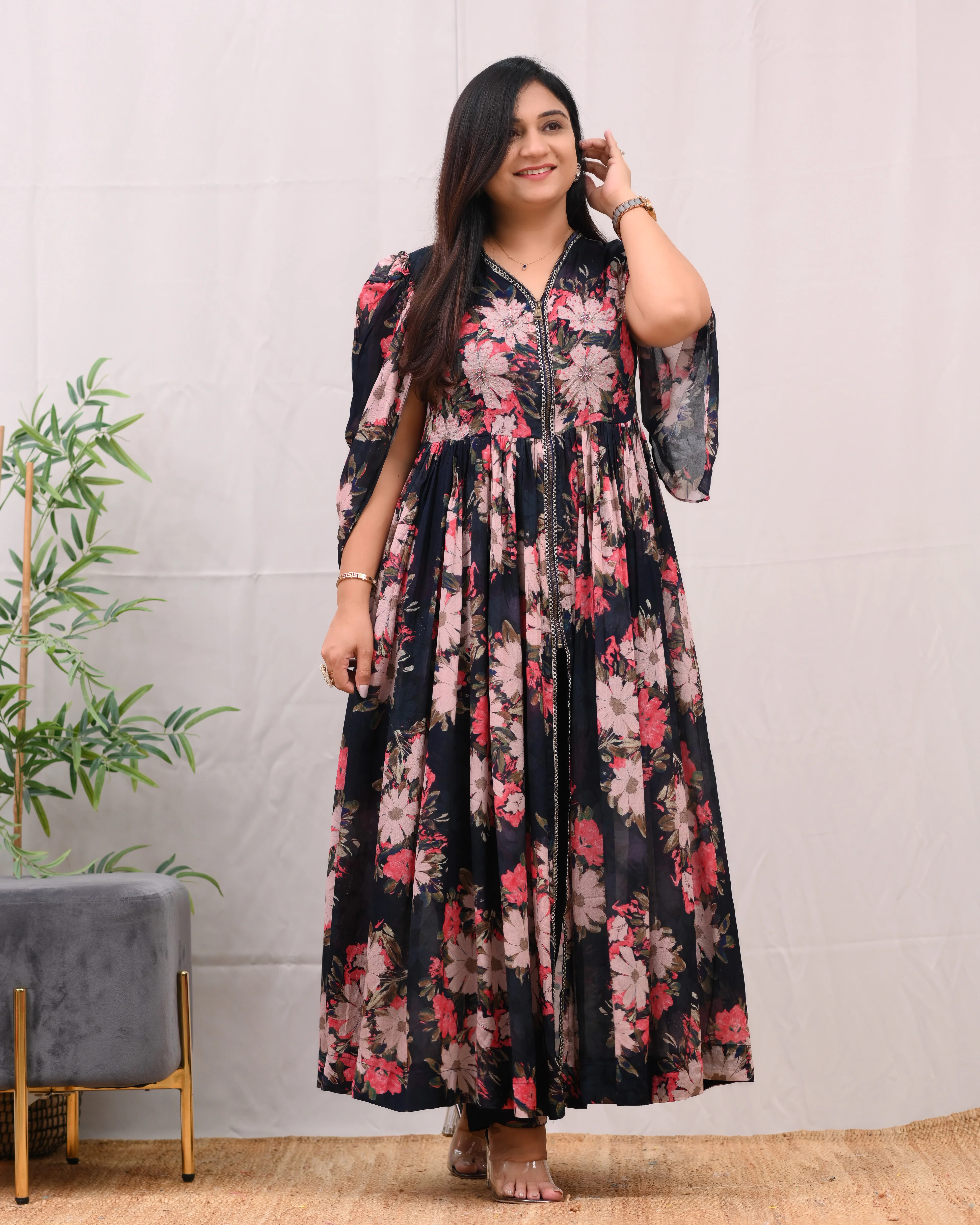 Eila Chinnon HandEmbroidered Indowestern Set - Image 5