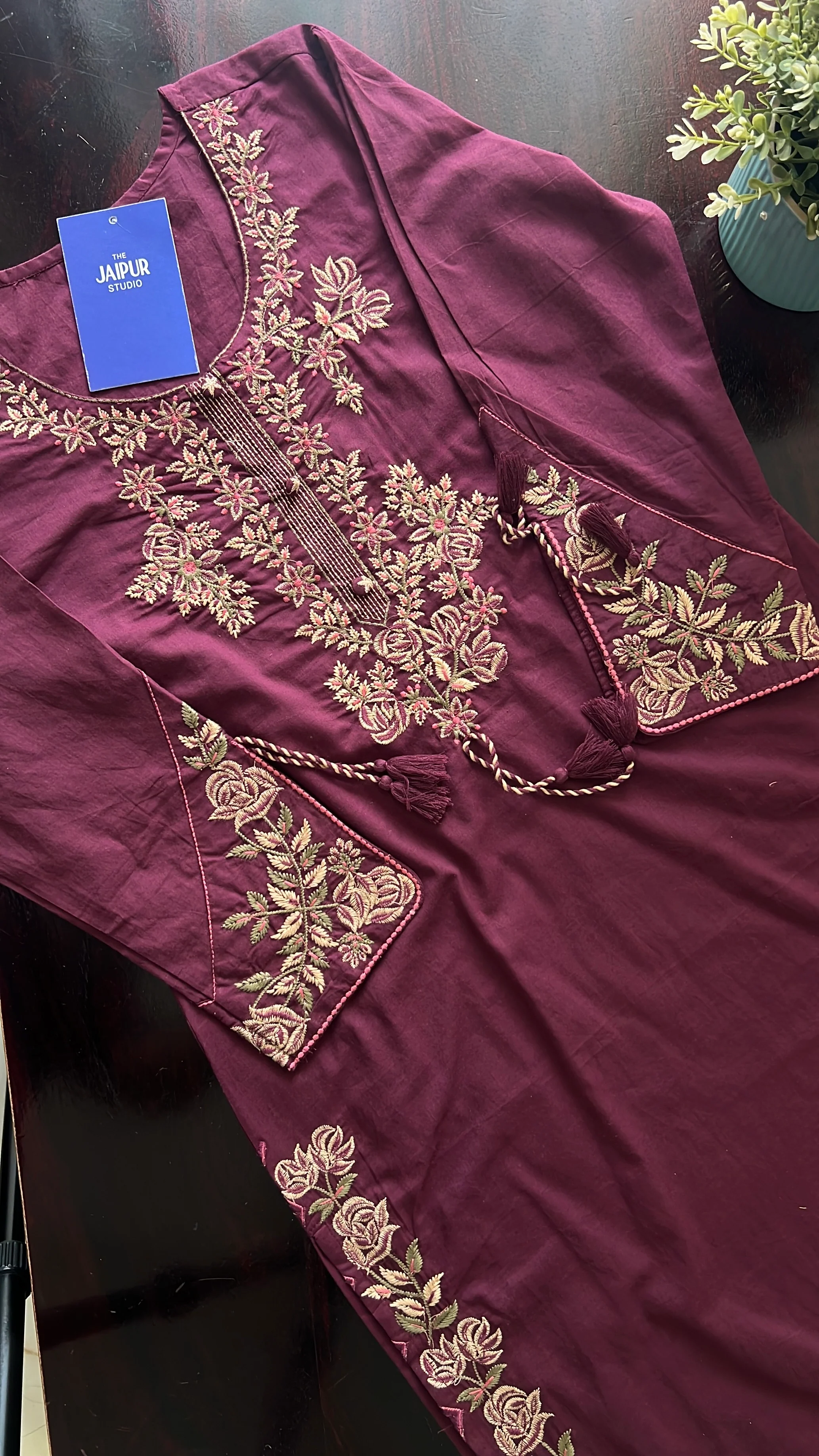 Gargi Premium Cotton Embroidered Pant set - Image 4