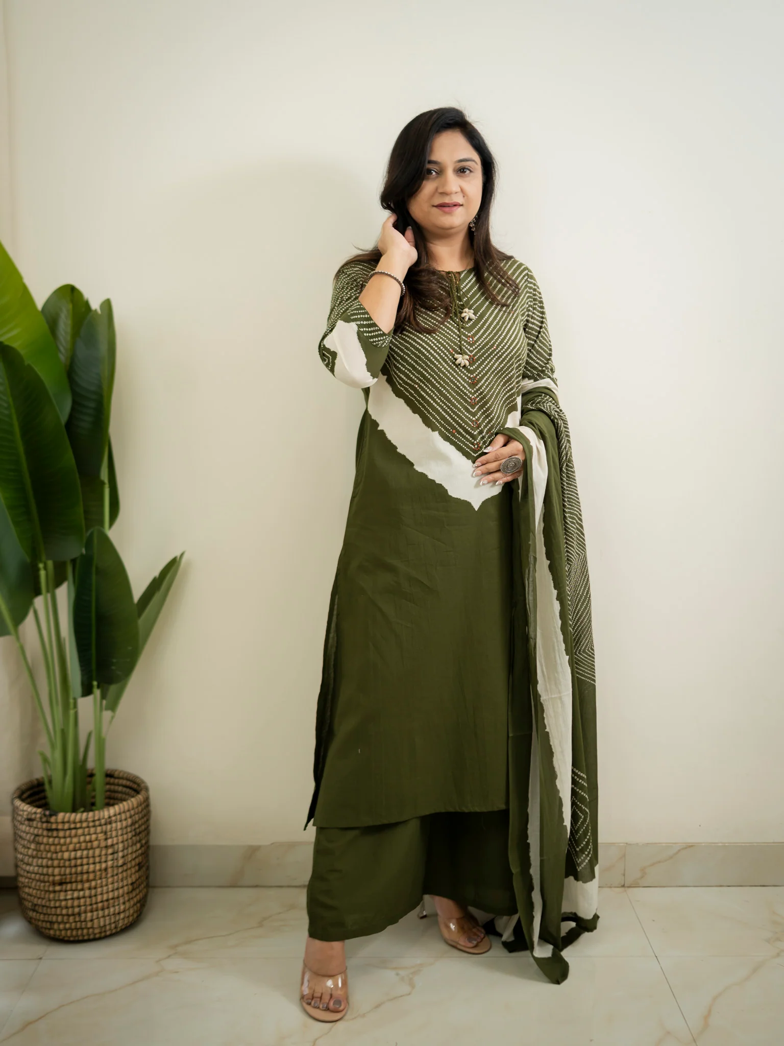 Huma Green Cotton Tie and Dye Straight Dupatta Set - Image 4