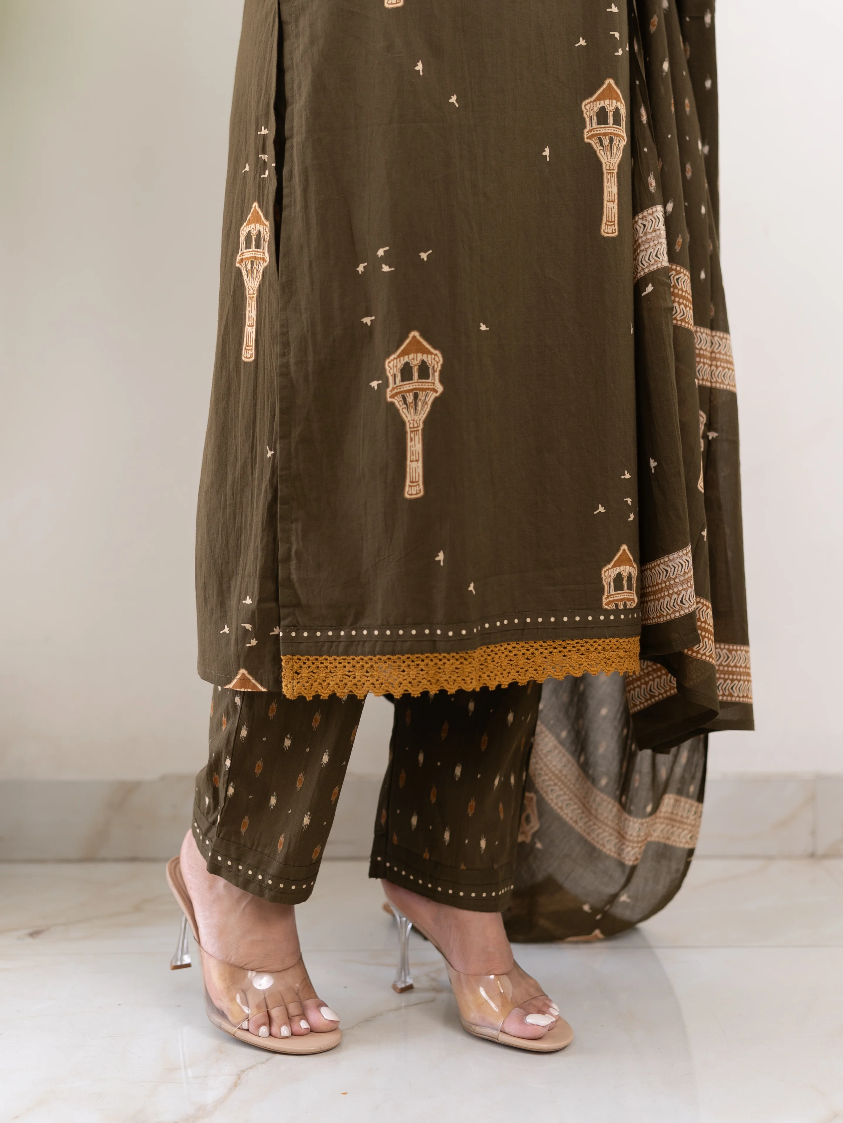 Green Jaipuri Cotton Embroidered Dupatta Set - Image 10