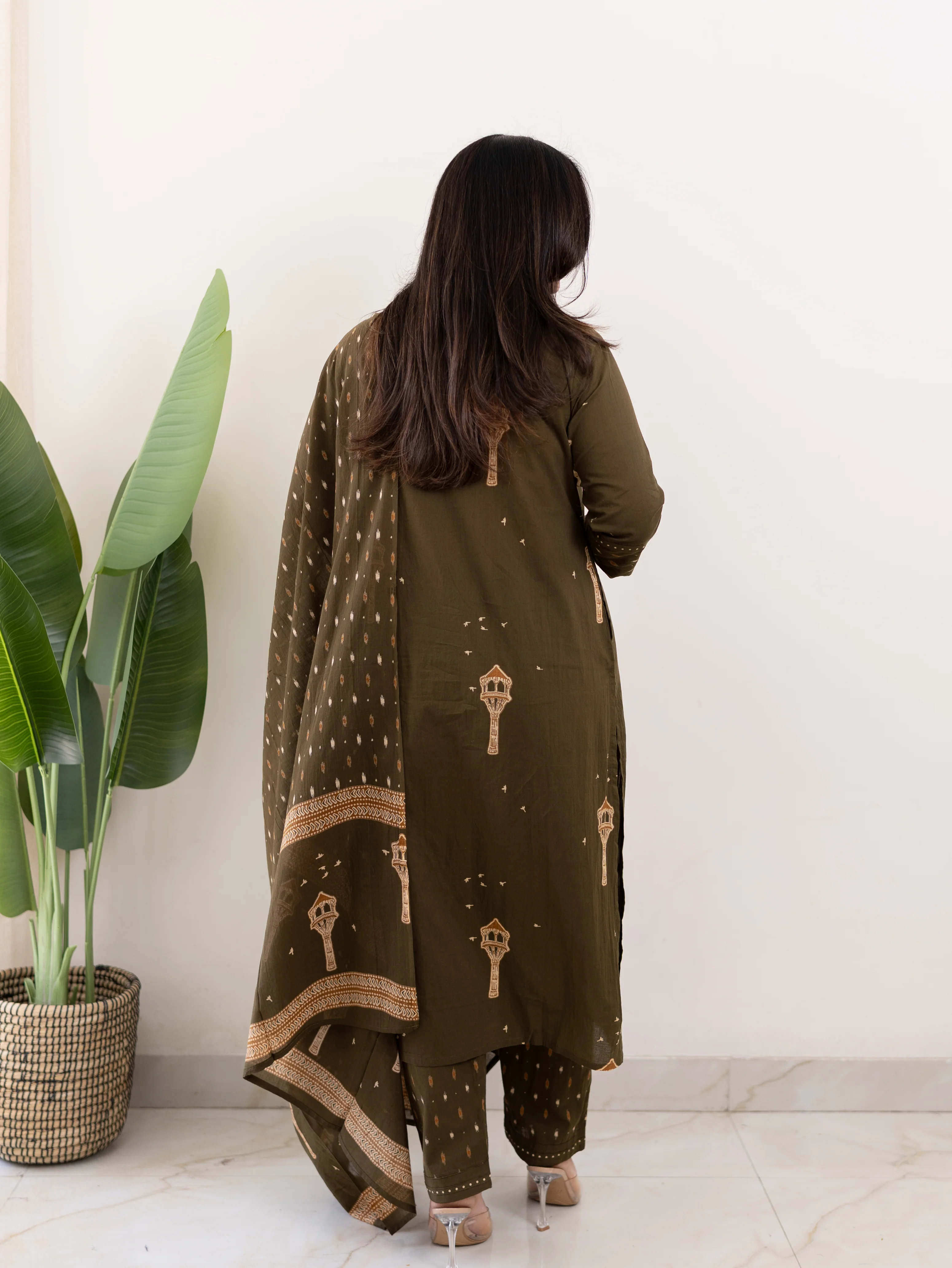 Green Jaipuri Cotton Embroidered Dupatta Set - Image 6