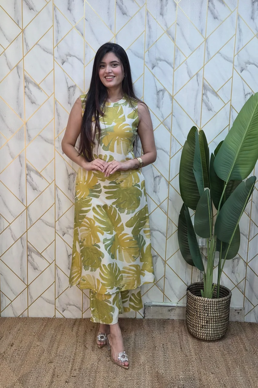 Green Rayon Floral A-line Coord Set - Image 2
