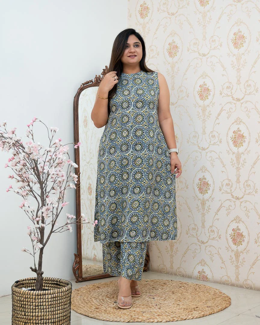 Grey Printed Casual A-line Coord Set - Image 3