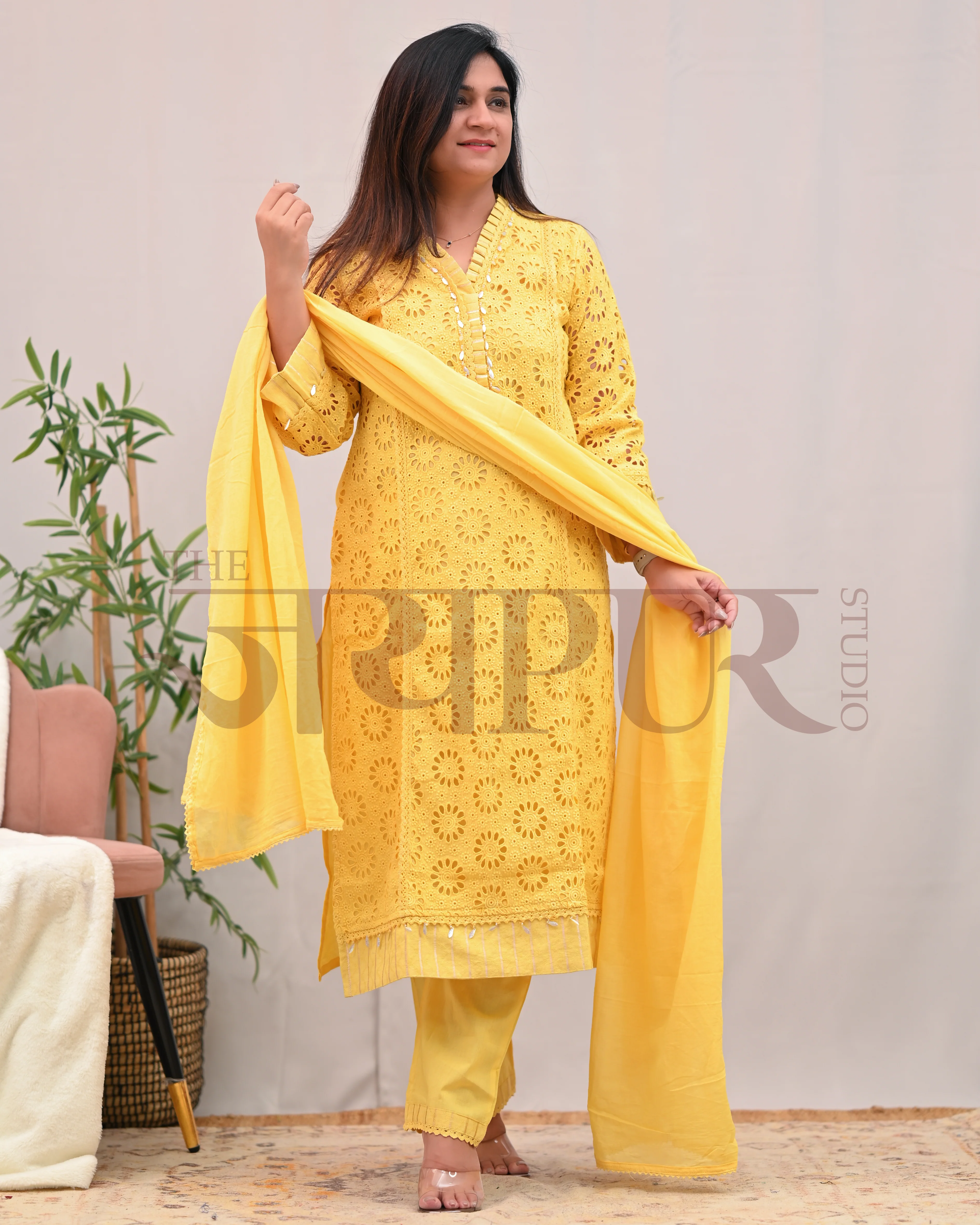 Jeena Cotton Schiffili Pakistani Pant Set - Image 4