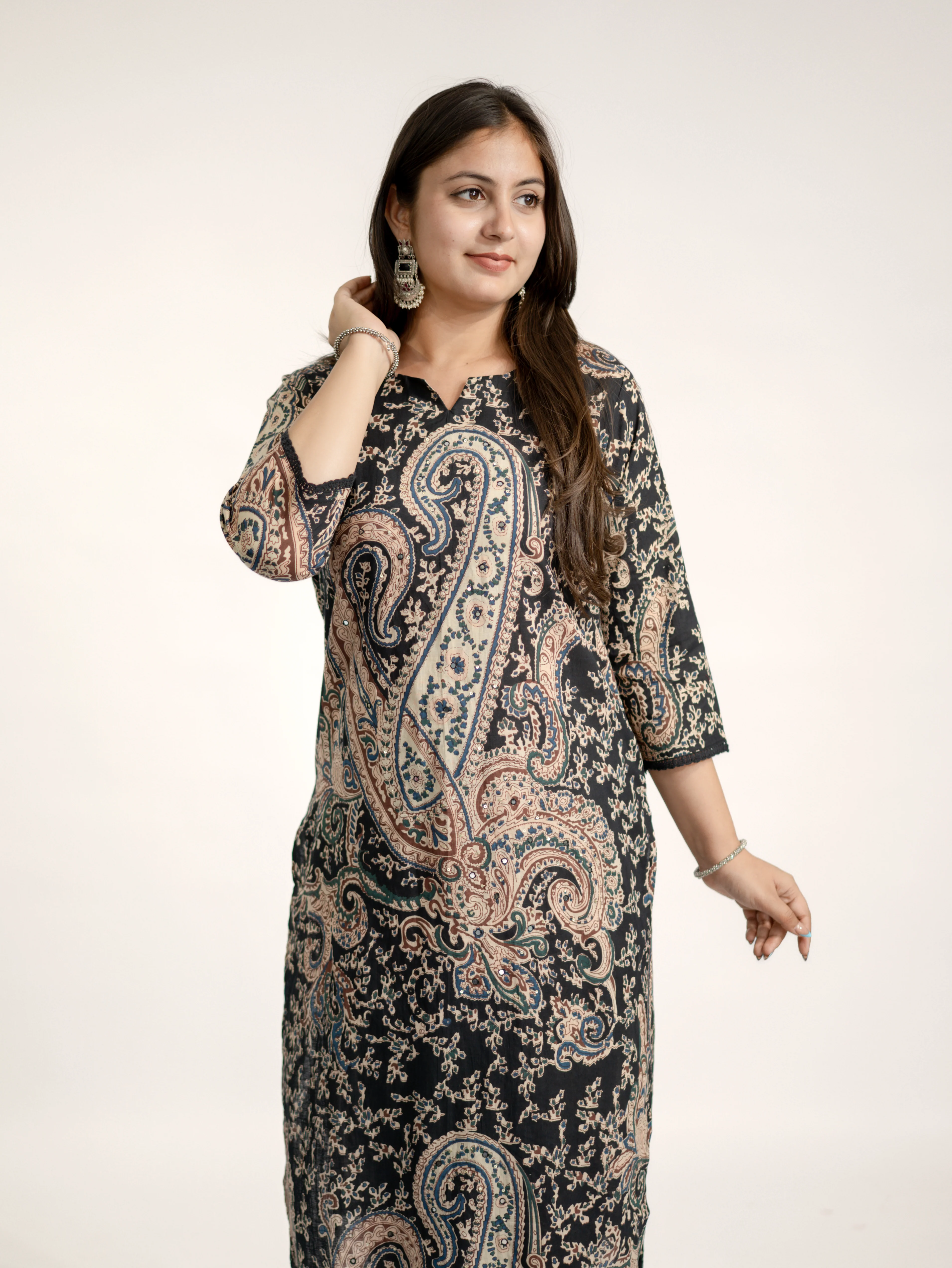 Kalamkari Embroidered Straight Cotton Kurta Set - Image 17