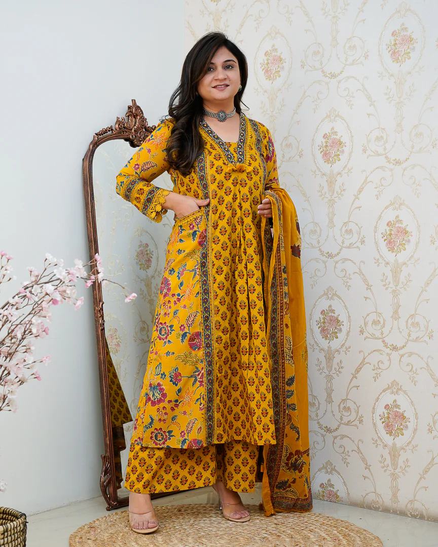 Libha Cotton Embroidered A-line Divider set - Image 4