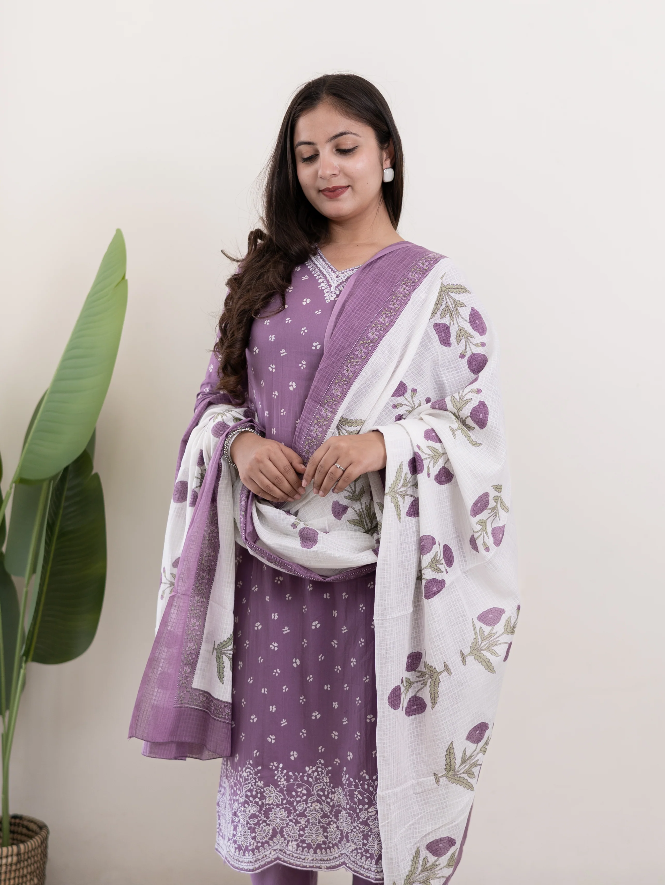 Rifaa Lilac Cotton Embroidered Straight Dupatta Set - Image 6