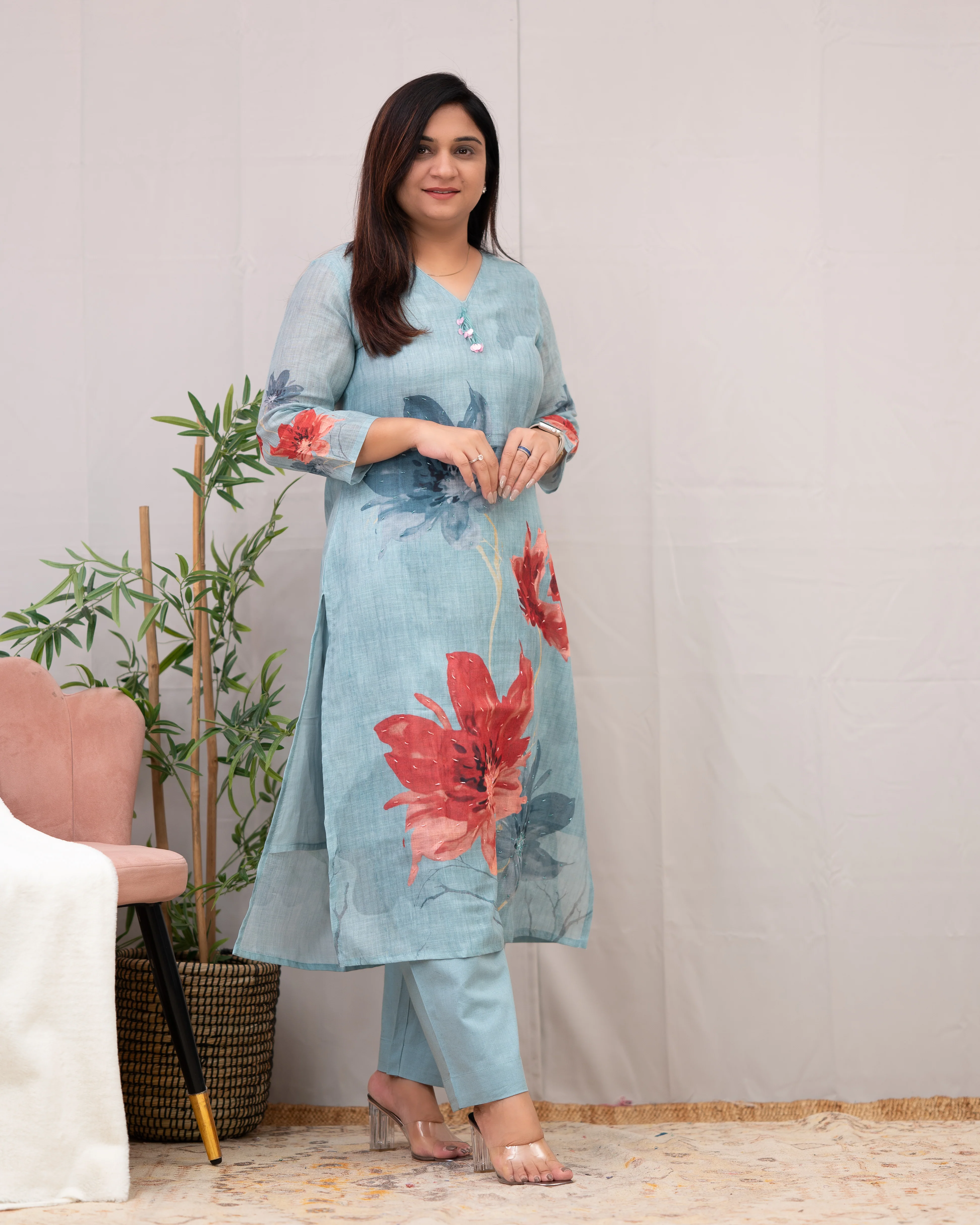 Linen Hand work brush Painted Pant Set - Image 3