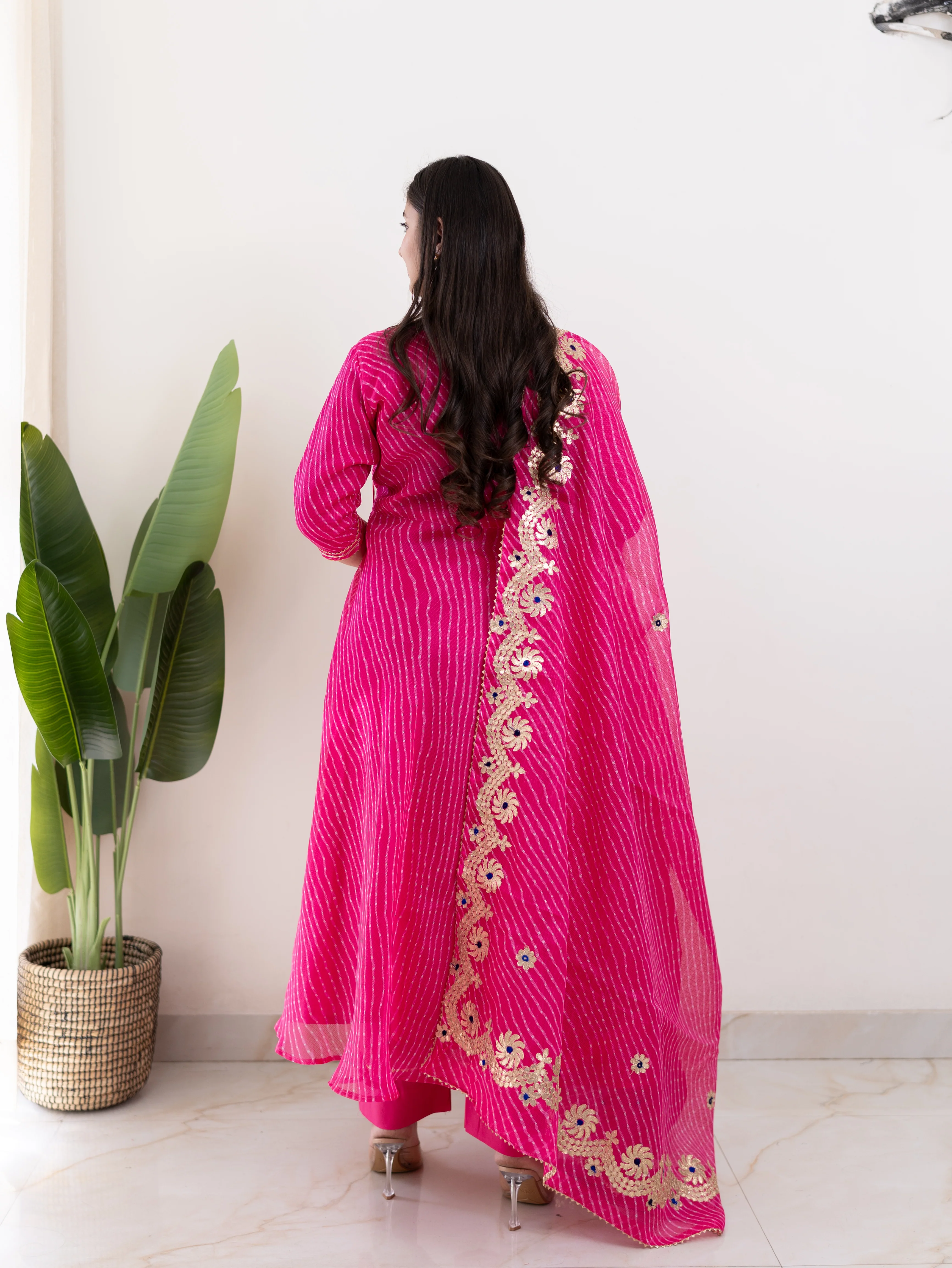 Mahira Pink Kota Doria Leheriya Gotta Detailed Anarkali Dupatta Set - Image 8
