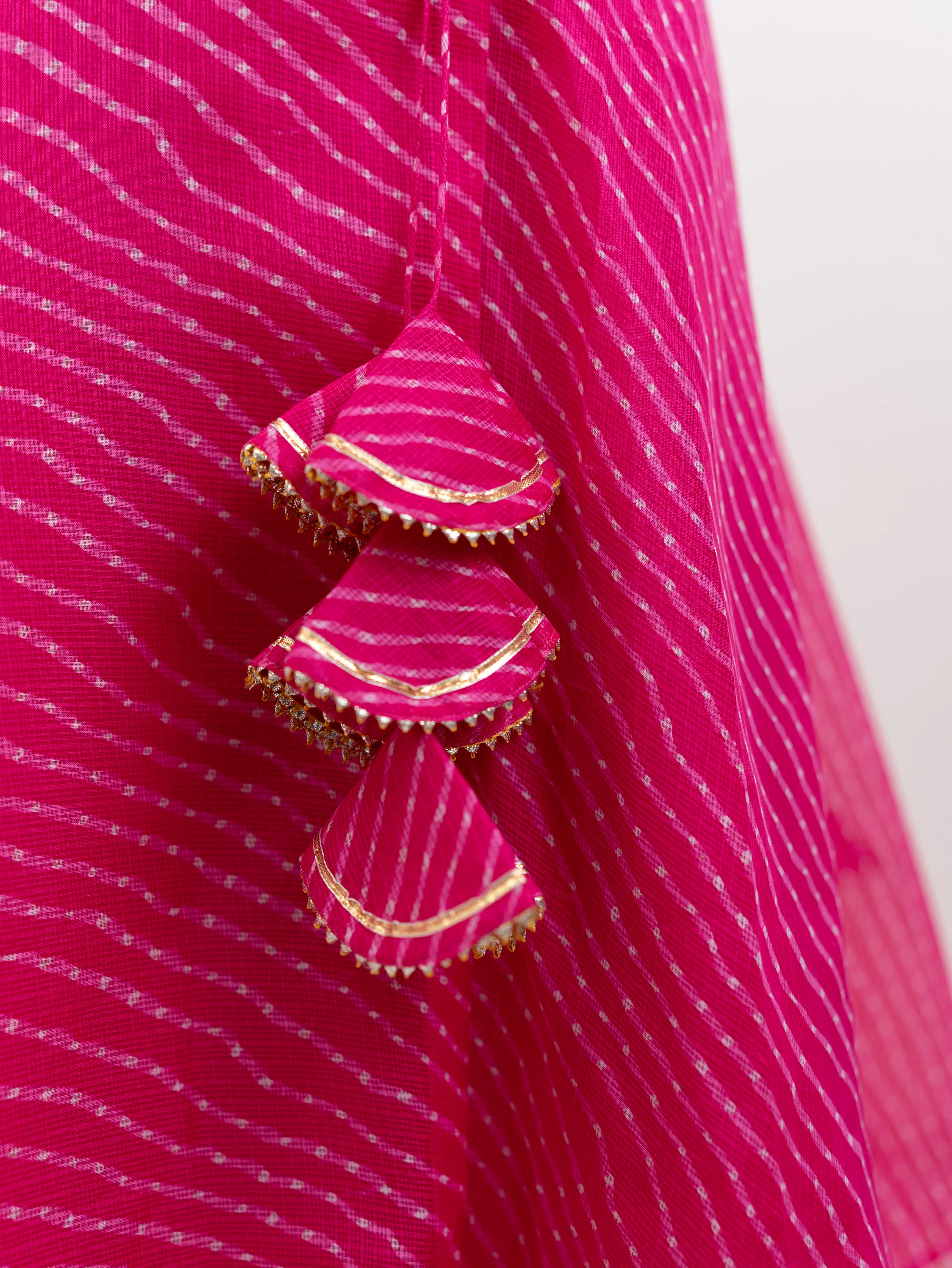 Mahira Pink Kota Doria Leheriya Gotta Detailed Anarkali Dupatta Set - Image 9