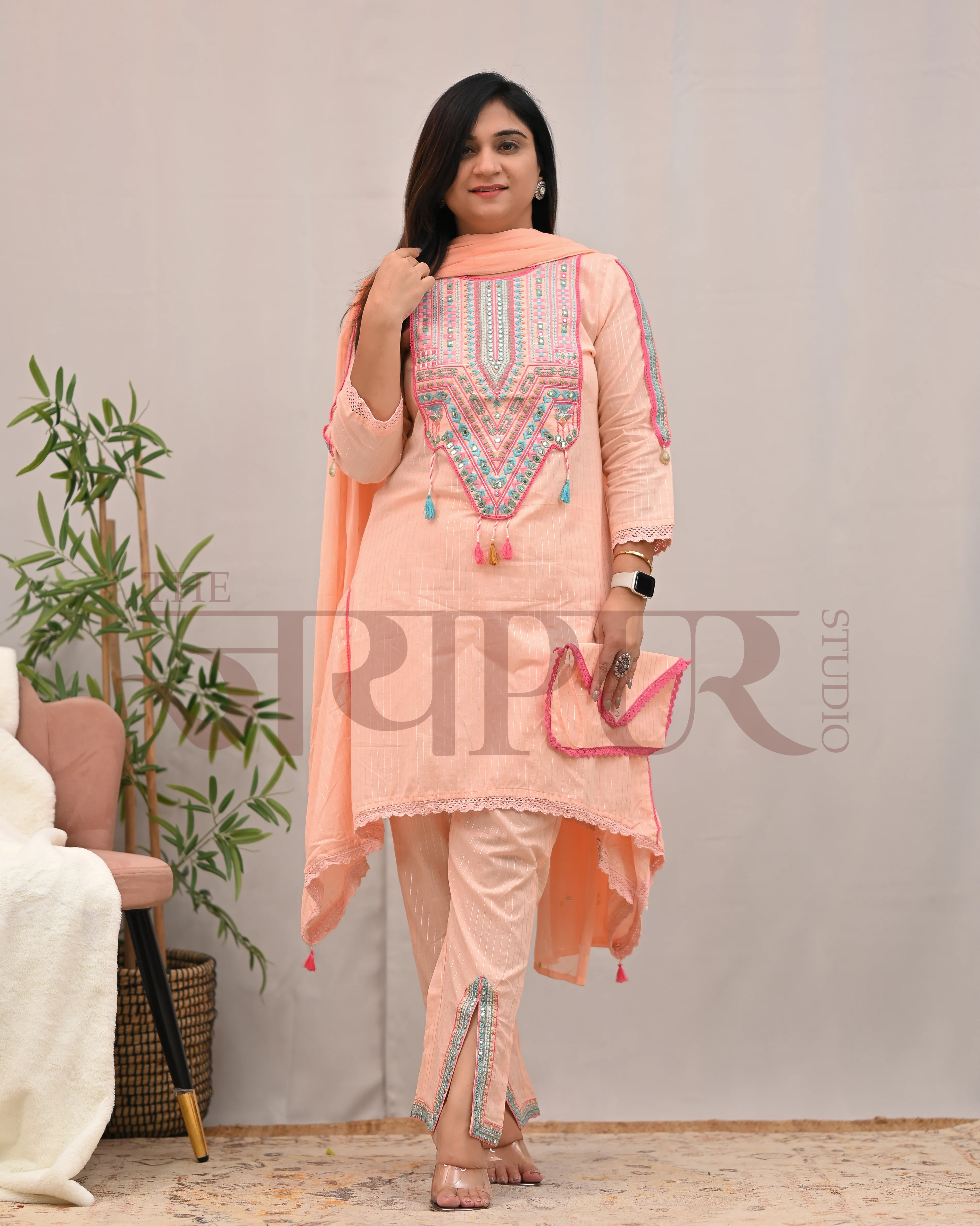Meerza Asymmetric Embroidered Pant Set - Image 6