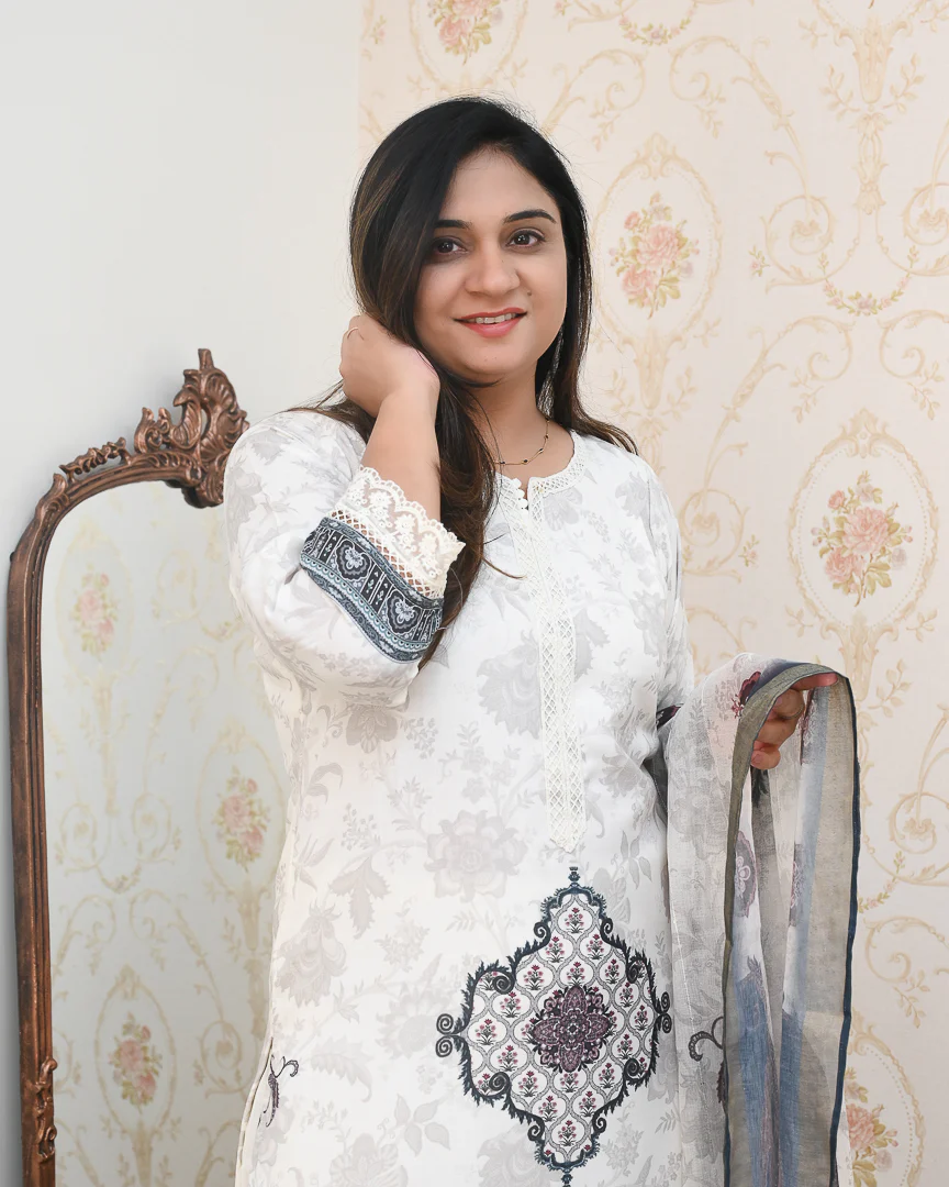 Mugal Print Cotton Embroidered Pant Set - Image 5