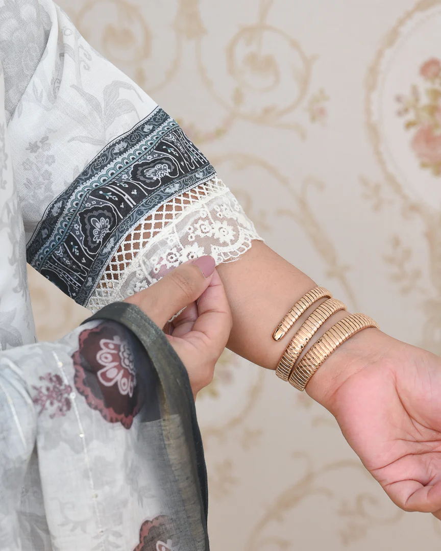 Mugal Print Cotton Embroidered Pant Set - Image 9