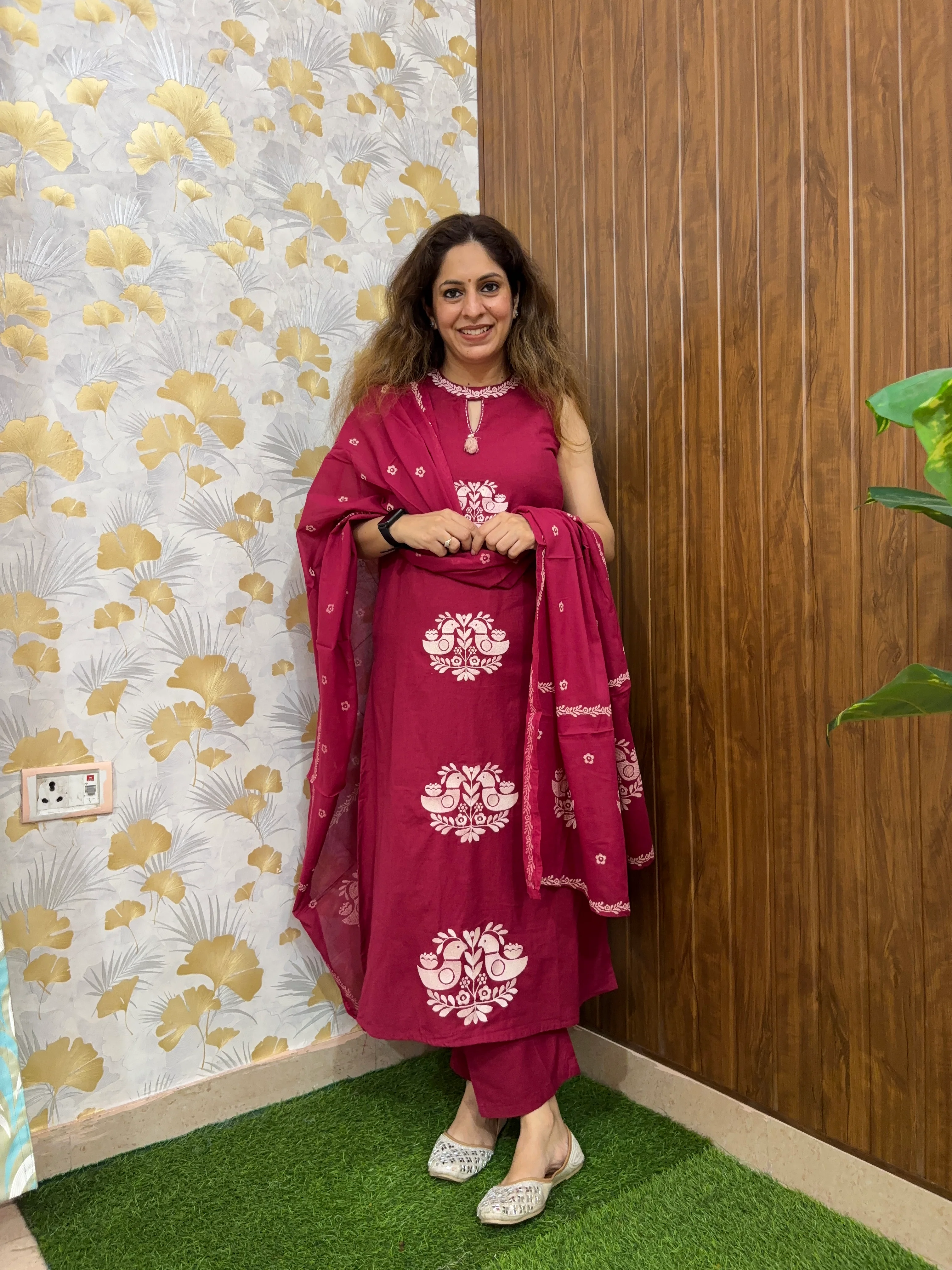 Nagma Cotton Sleeveless Embroidered Pant Set - Image 2