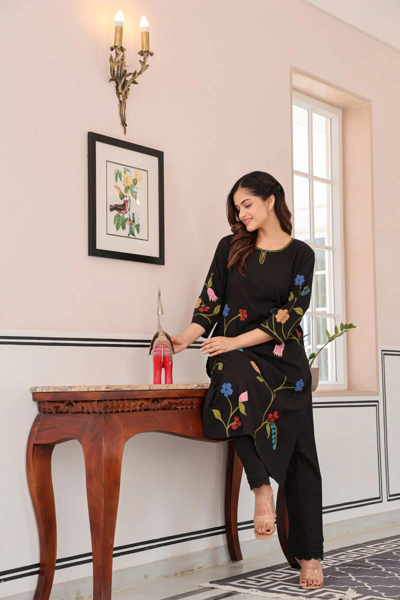 Nagma Mul Cotton A-line HandPainted Pant Set - Image 7