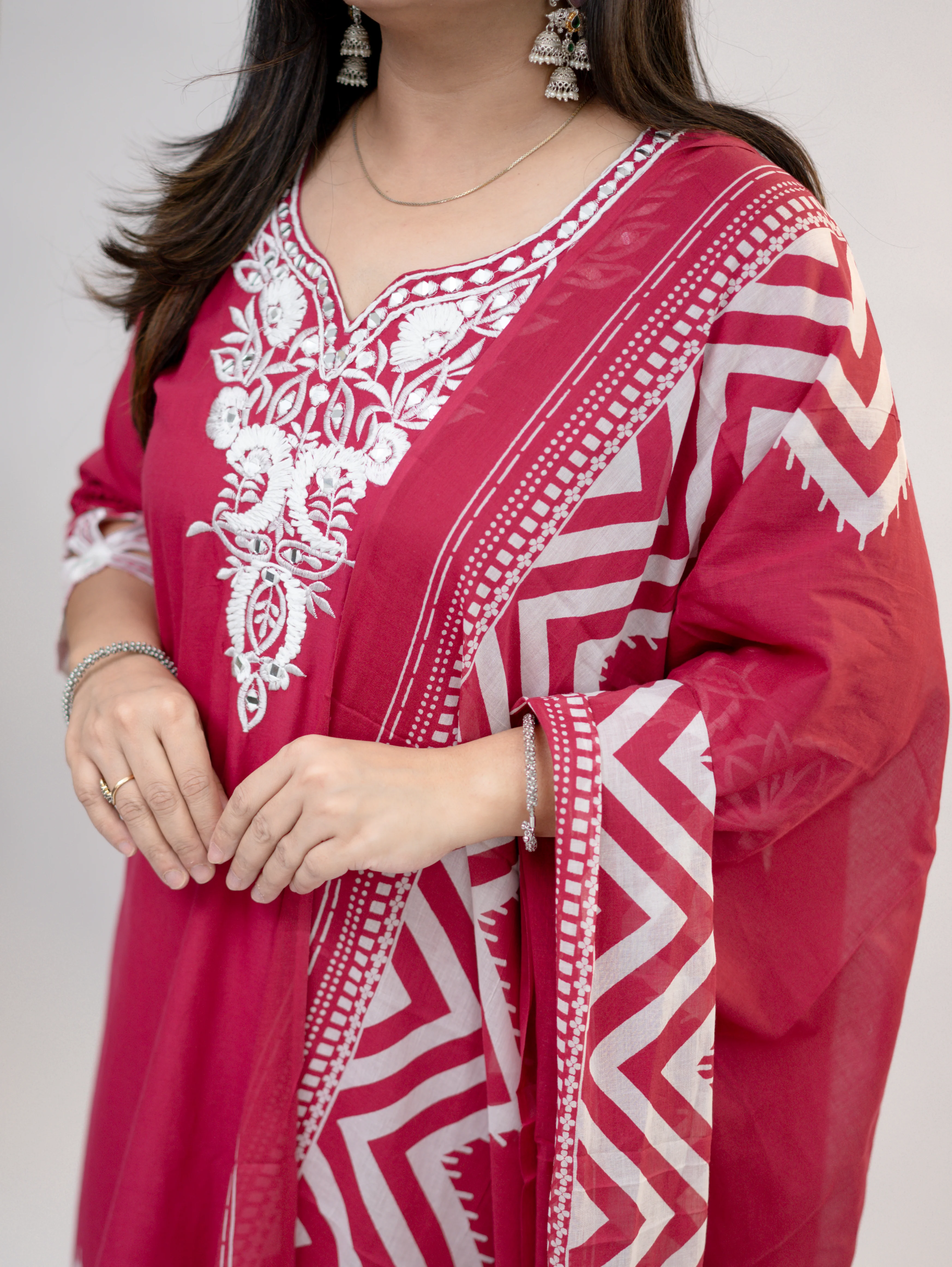 Navira Pink Cotton Embroidered LaceDetailed Dupatta Set - Image 15