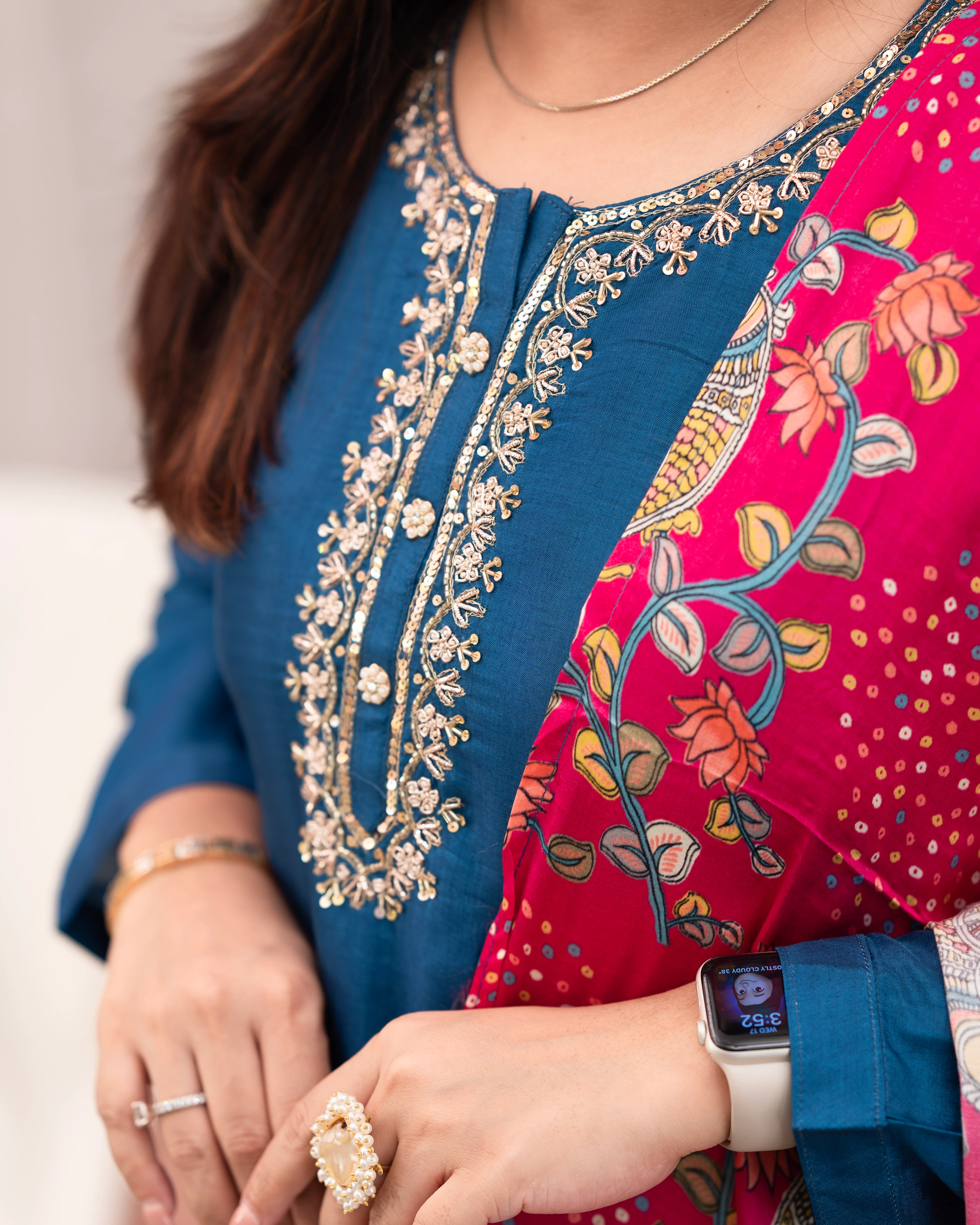 Neelam silk Embroidered Pant Set - Image 7
