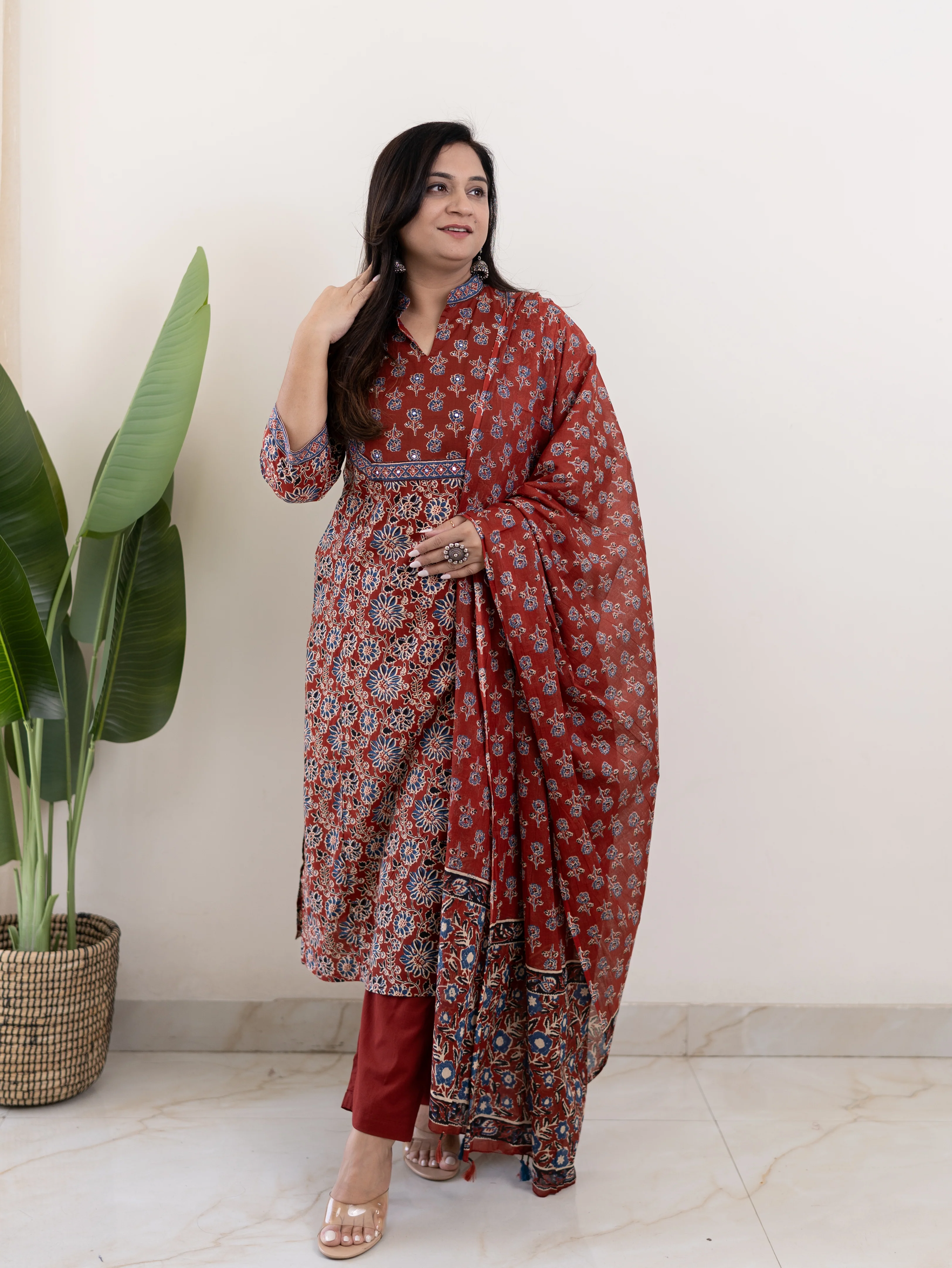 Nyla Handblock Cotton Embroidered Dupatta Set - Image 5