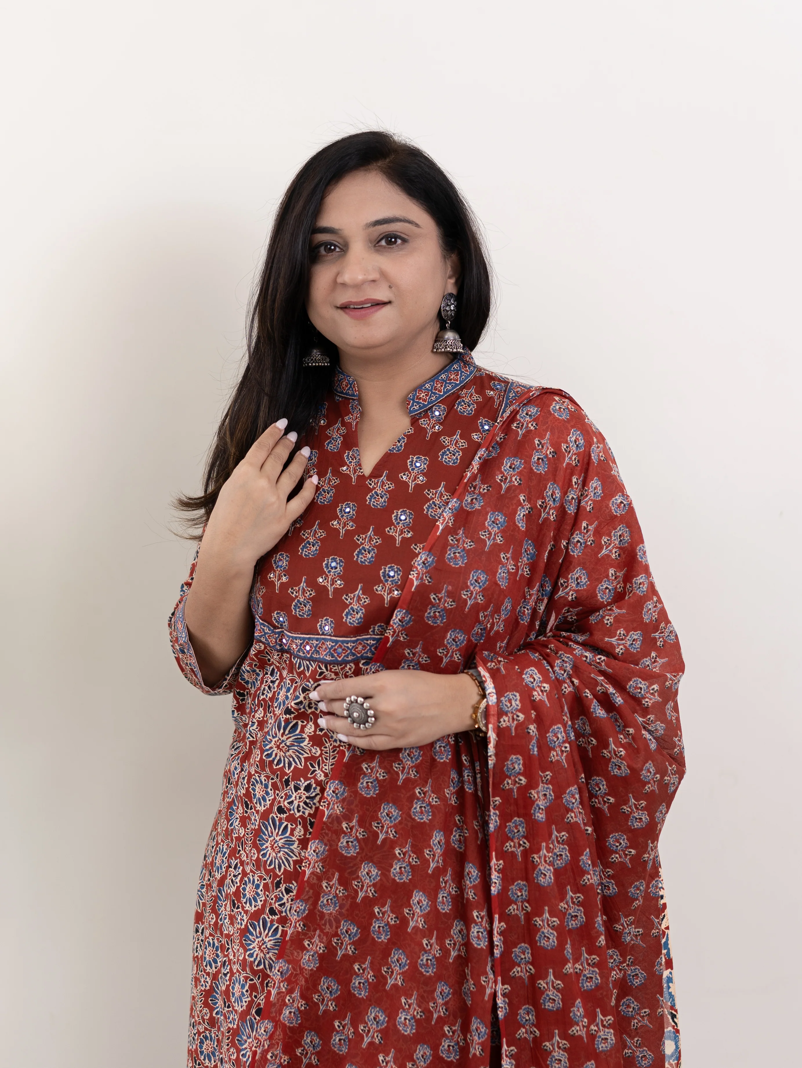 Nyla Handblock Cotton Embroidered Dupatta Set - Image 8