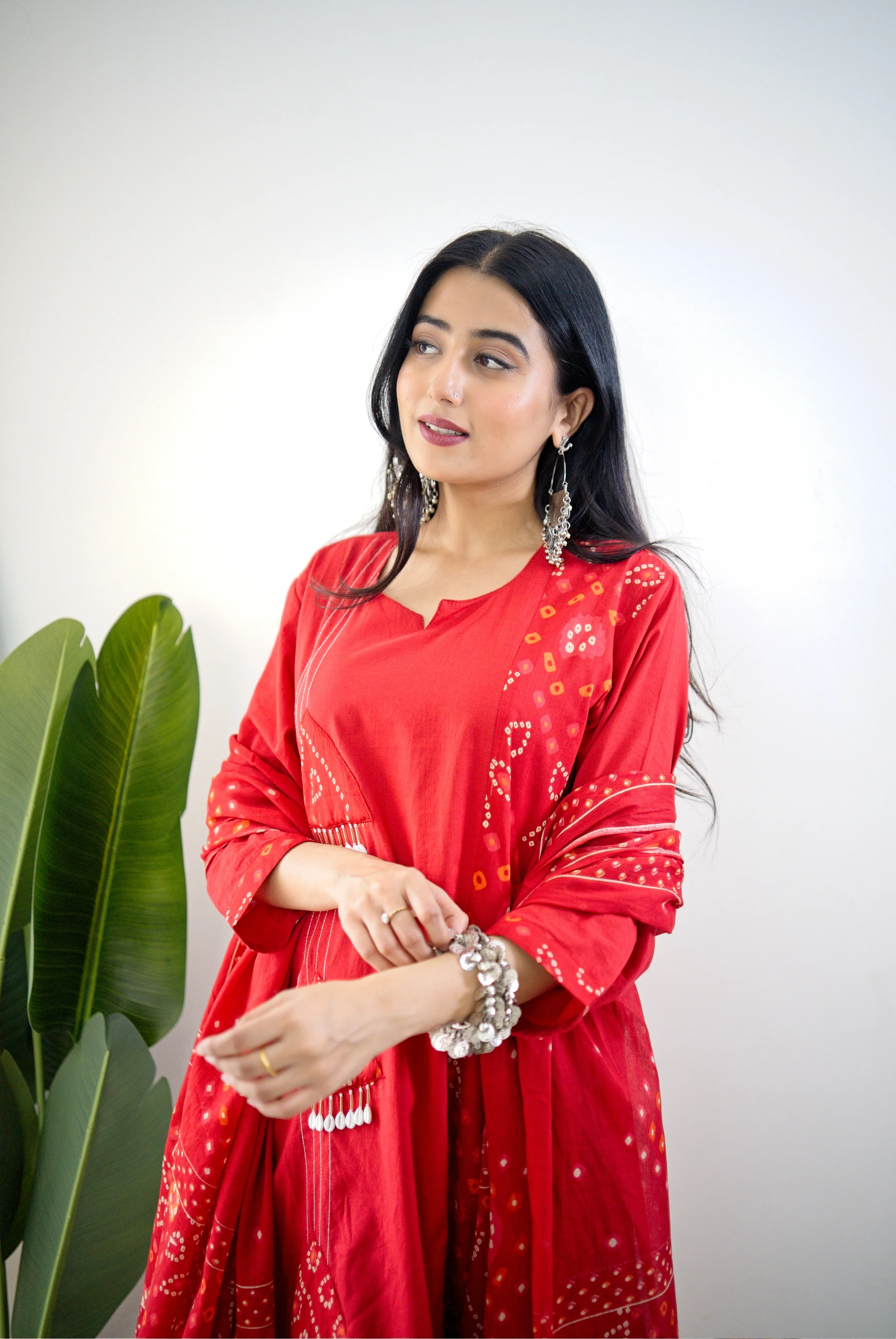 Raha MulCotton Bandhani Hand Detailed Pant Set - Image 5