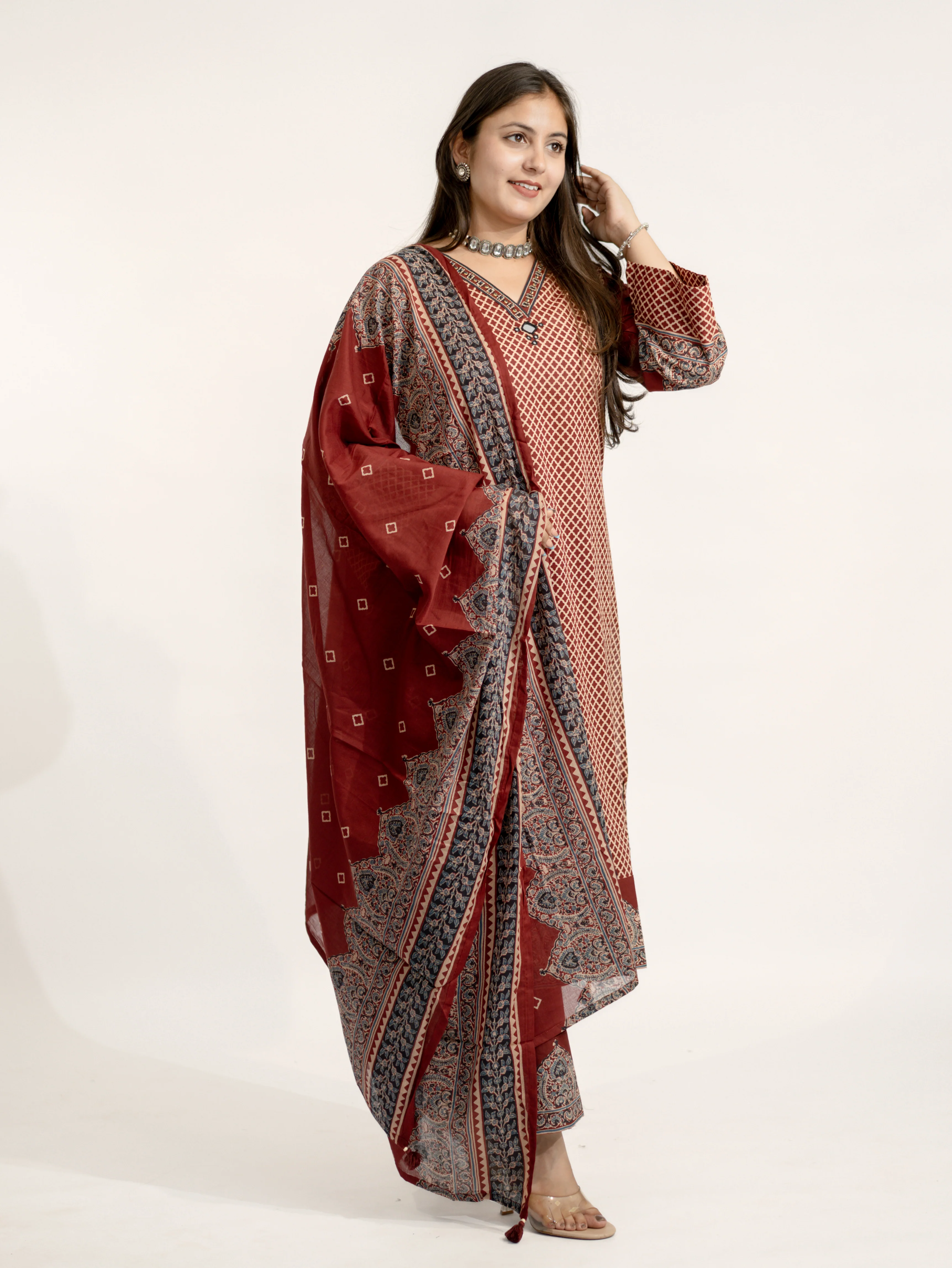 Safa Red Ajrakh Cotton HandEmbroidered Dupatta Set - Image 5