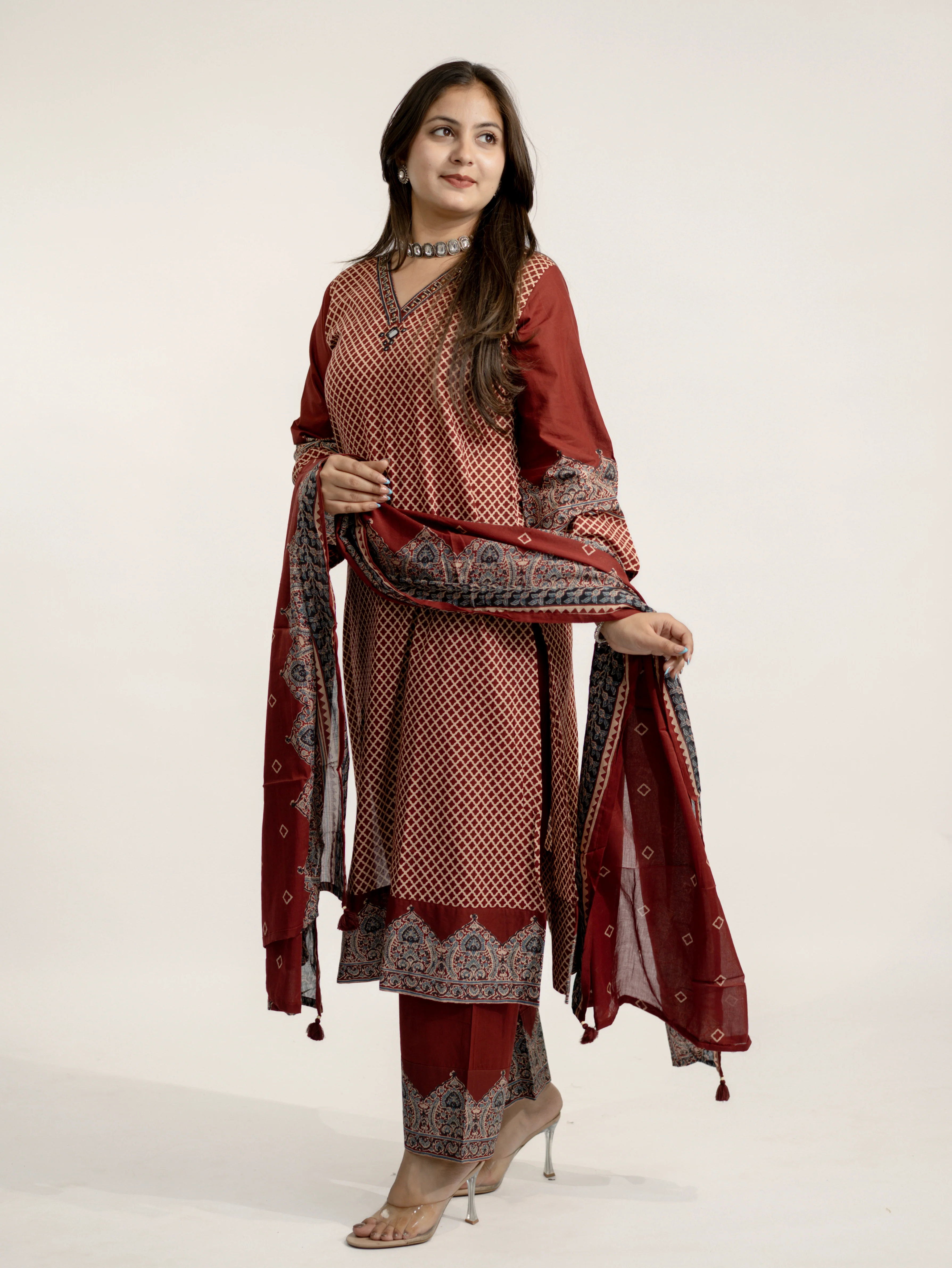 Safa Red Ajrakh Cotton HandEmbroidered Dupatta Set - Image 8