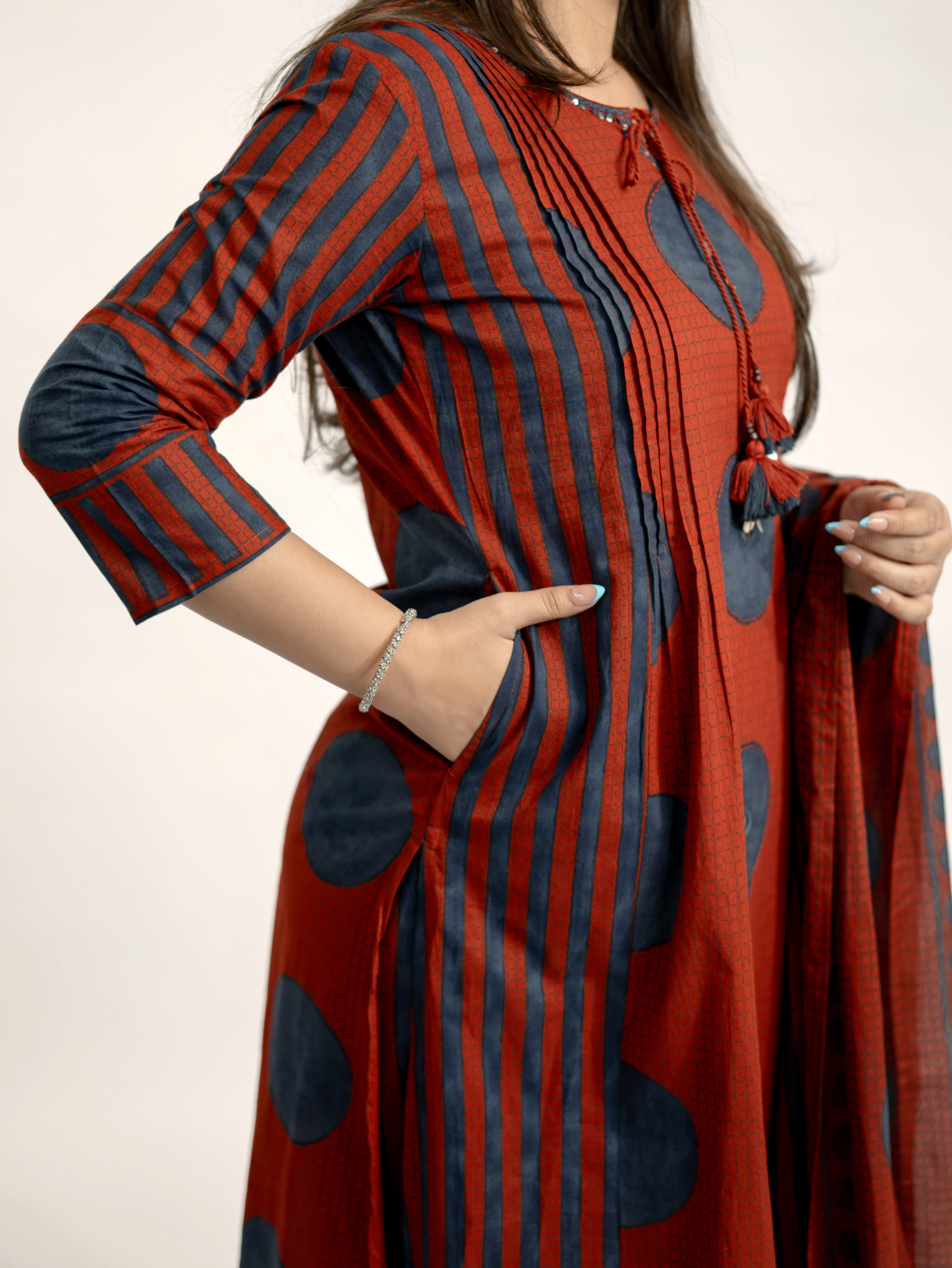 Jiya Red Cotton Ajrakh Straight Embroidered Dupatta Set - Image 12