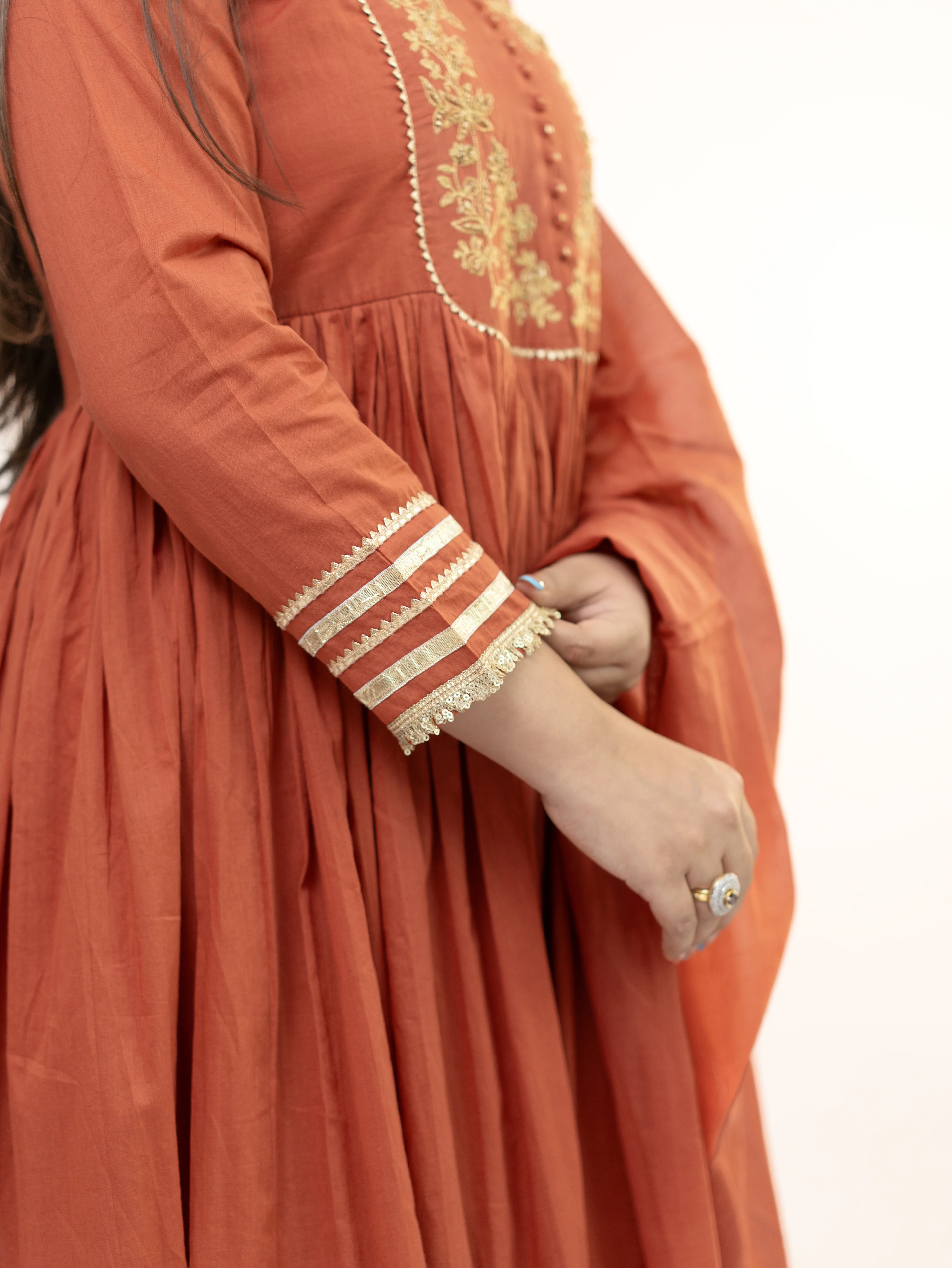Aarya Rust Mul Cotton Embroidered Gotta Detailed Dupatta Set - Image 9