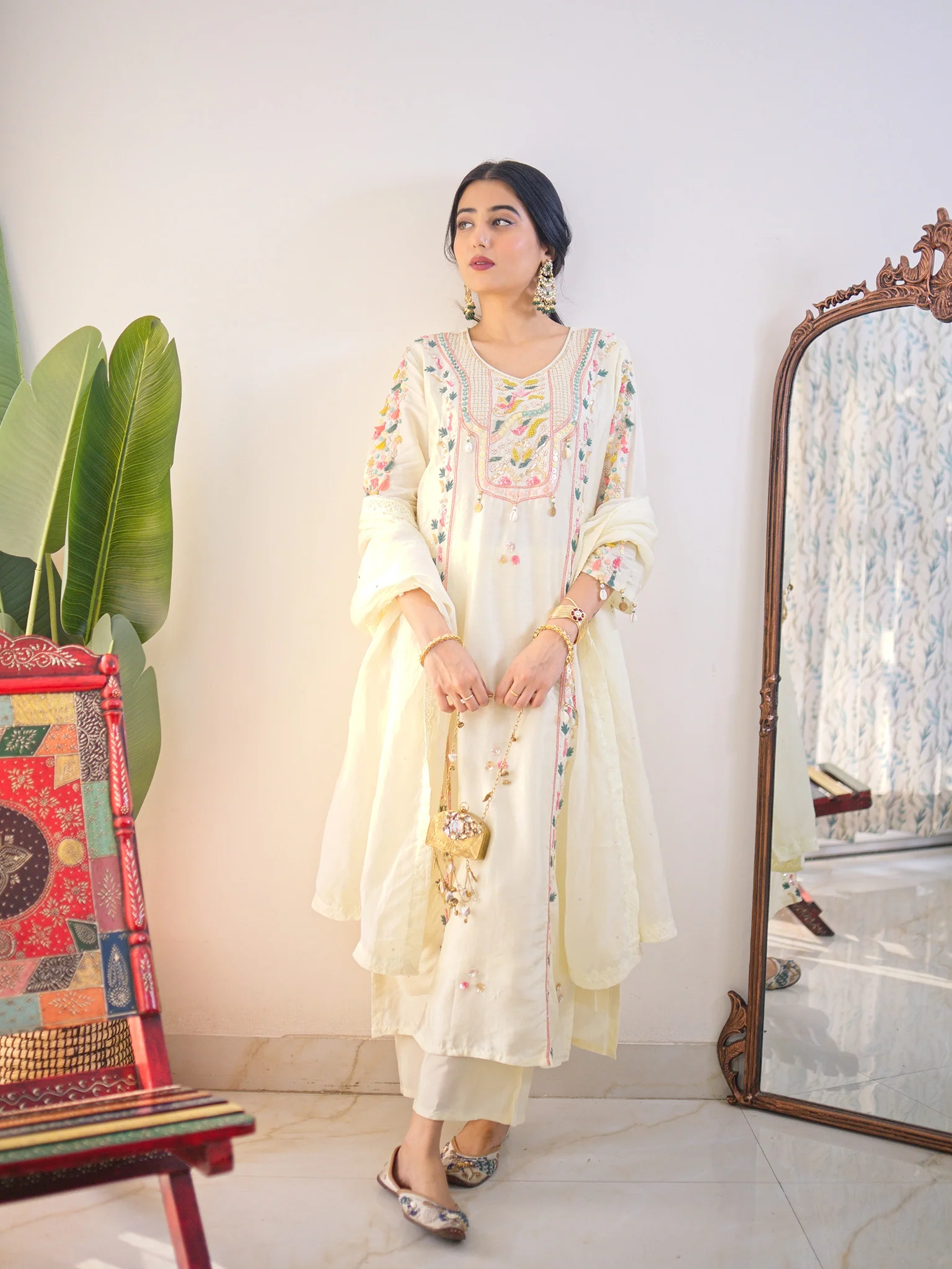 Sia offwhite Silk Festive HandEmbroidered Pant Set - Image 3