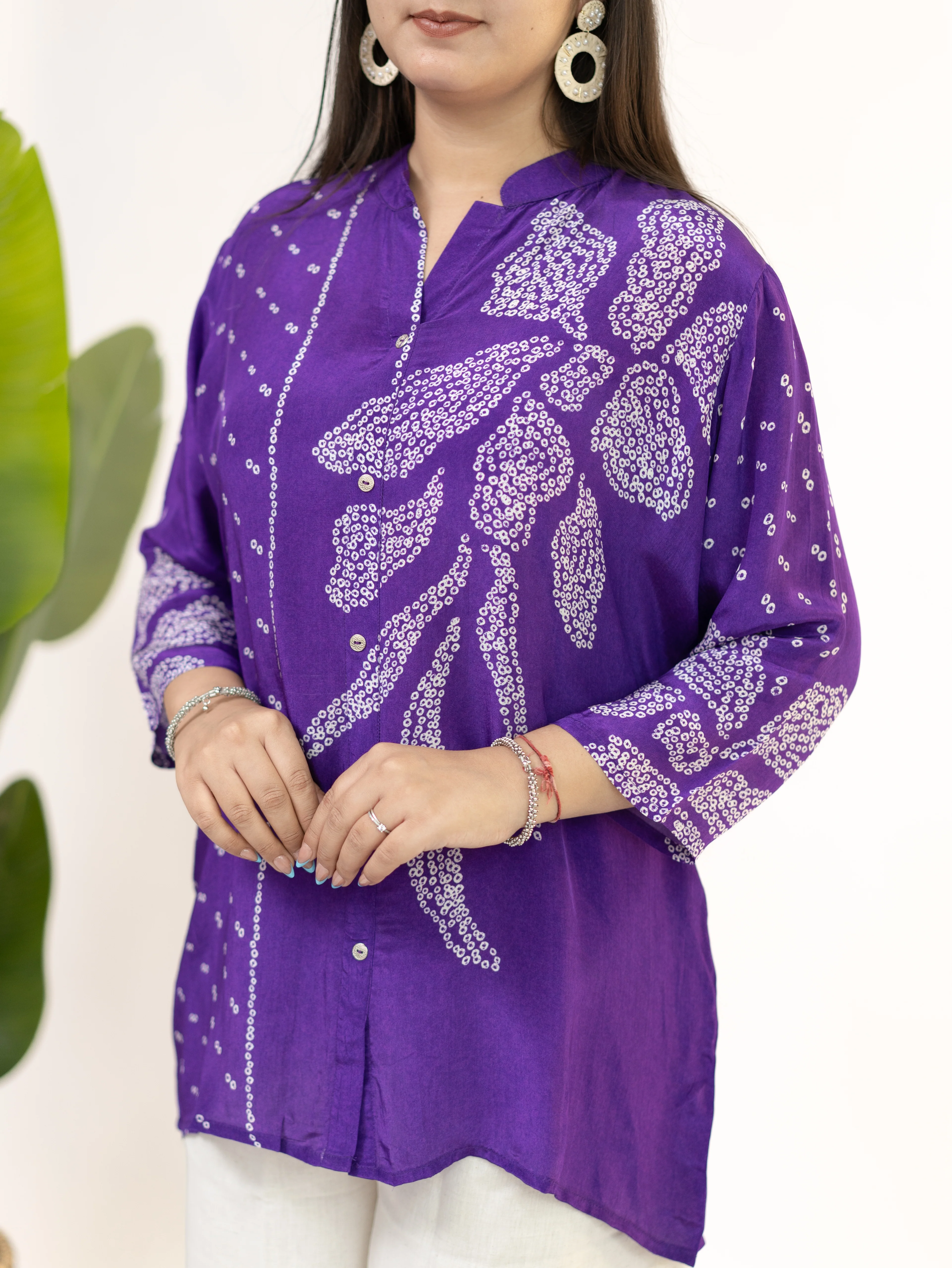 Vaidehi Purple Crepe Bandhani HandDetailed Shirt - Image 9
