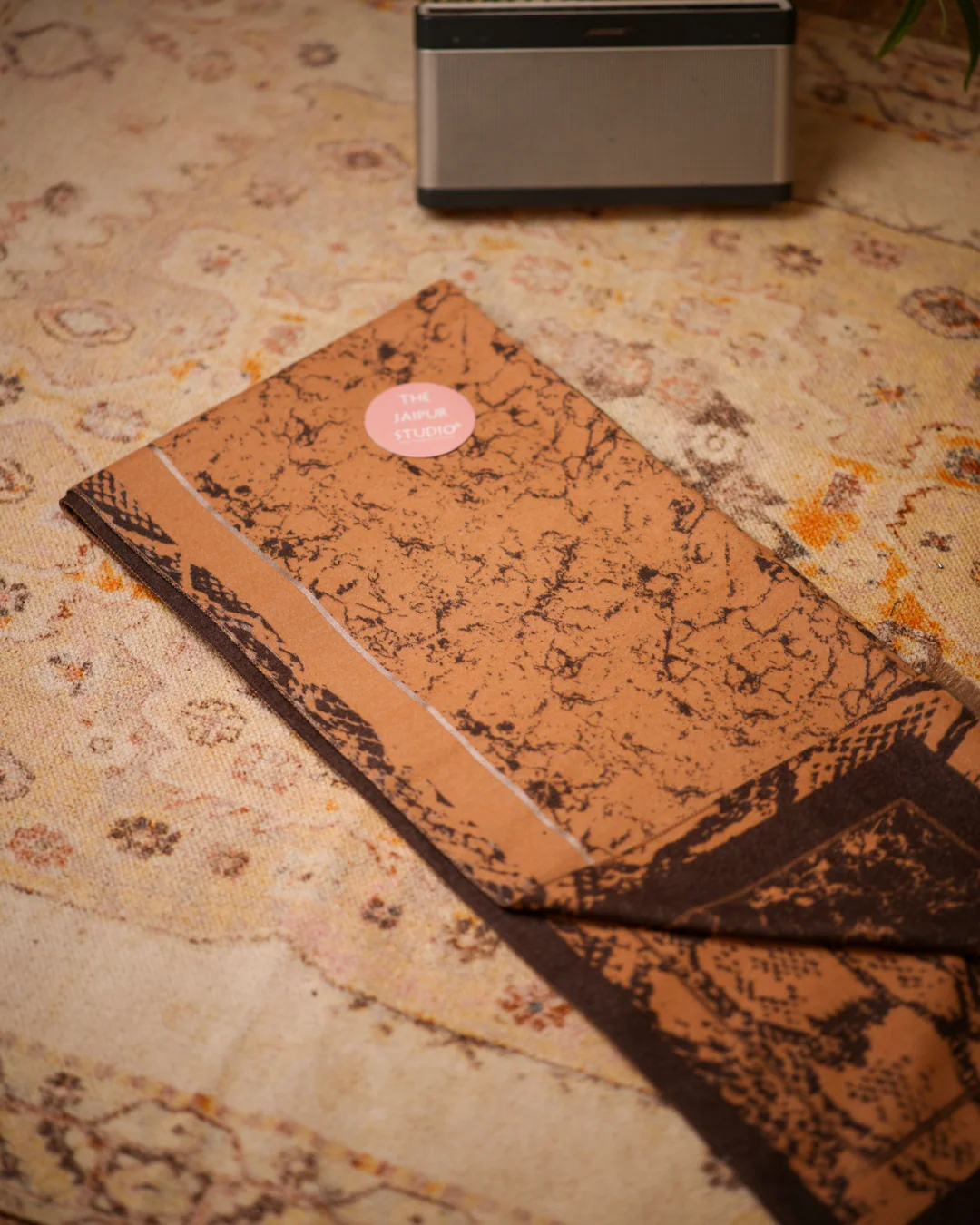 Woollen Printed Shawls for Winter - Image 4
