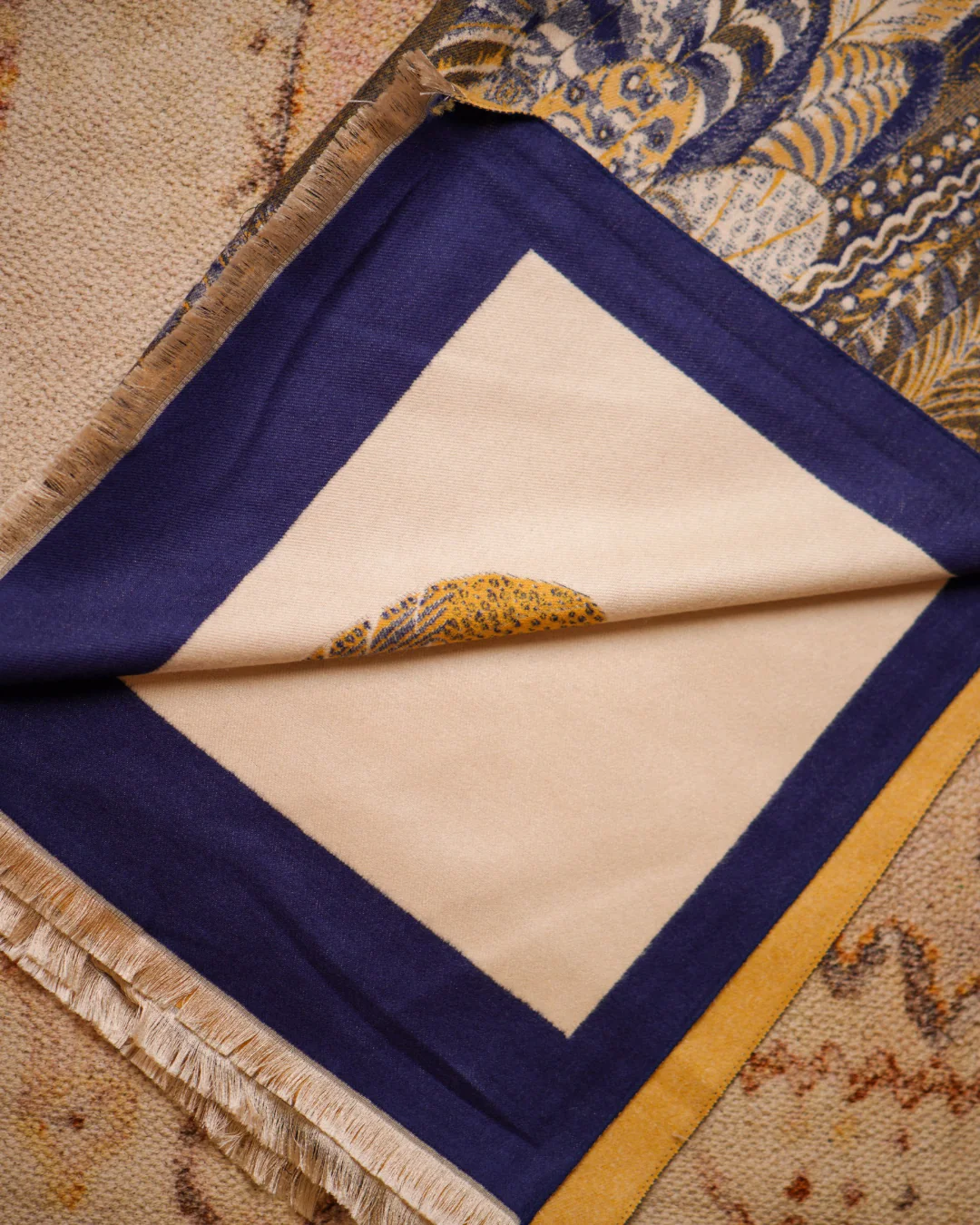 Woollen Printed Shawls for Winter - Image 8