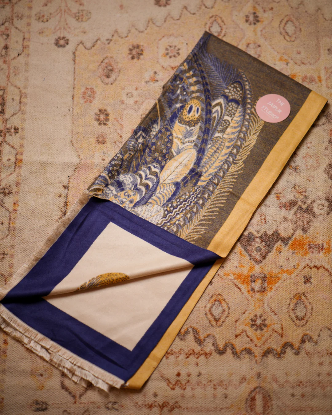 Woollen Printed Shawls for Winter - Image 9