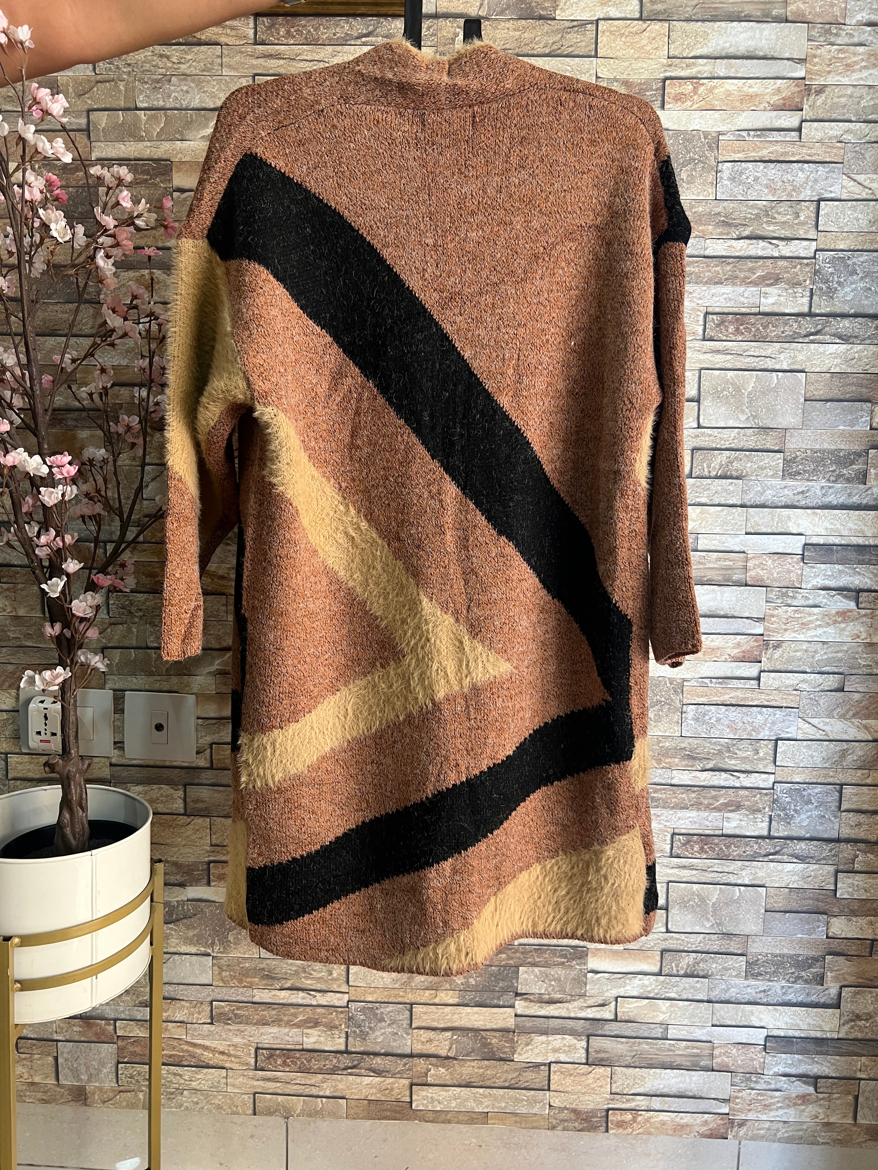 Woollen Printed Shrug - Image 2