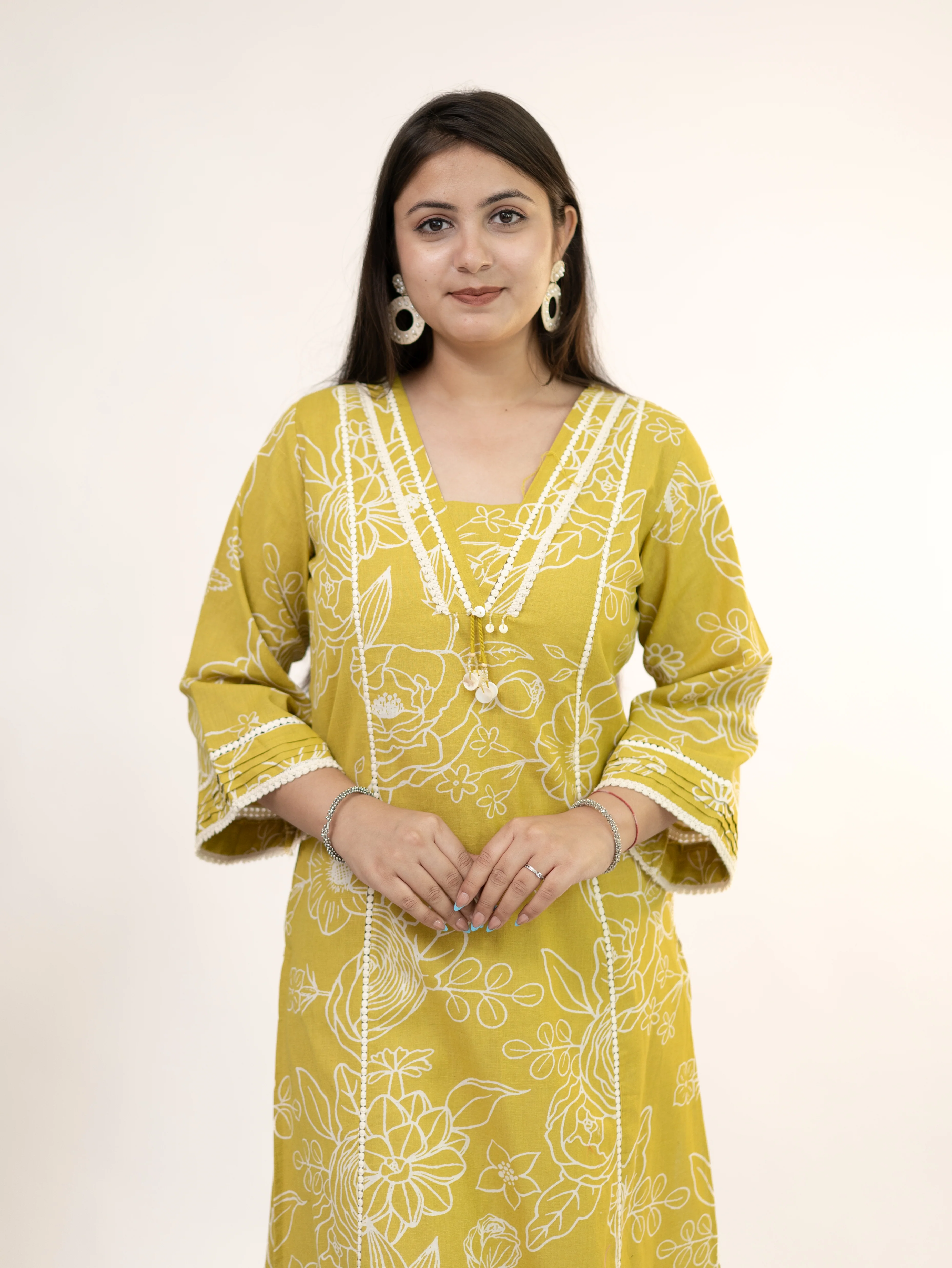 Inayat Yellow Cotton Lace Deatialed A-line Kurta Set - Image 6