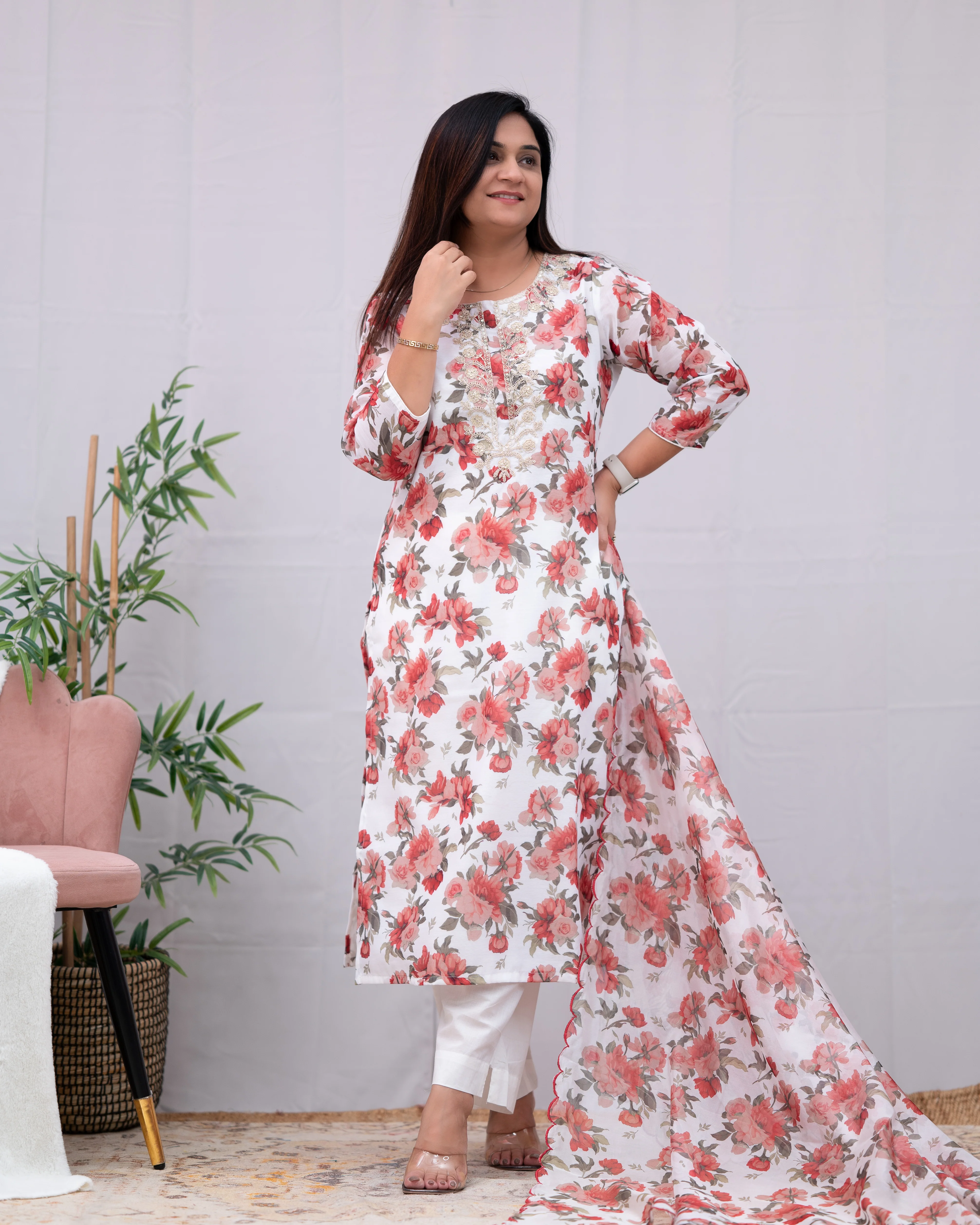 Zaina White Floral Organza Pant Set - Image 4