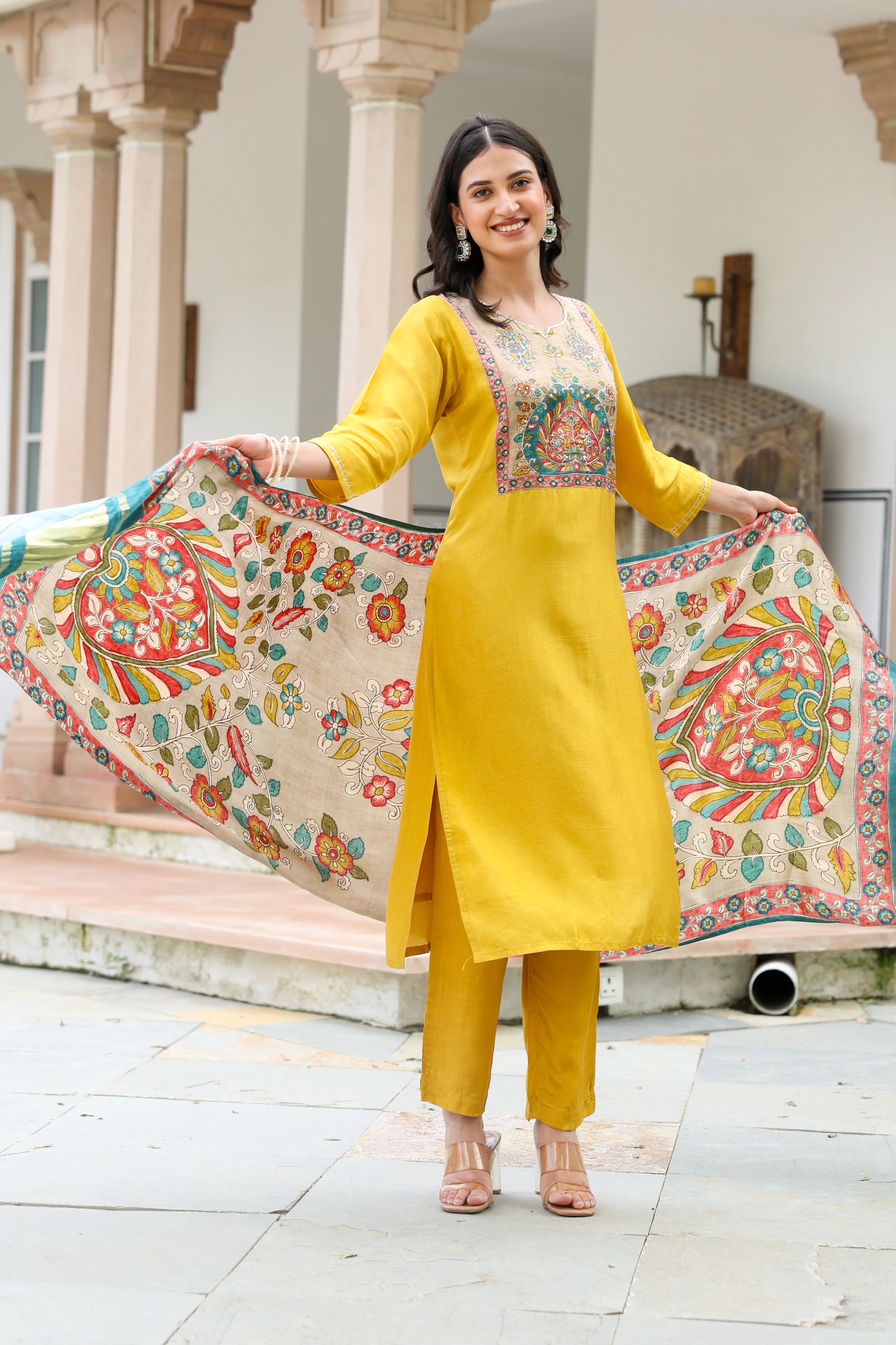 Zarna Silk Hand Embroidered Pant Set - Image 6
