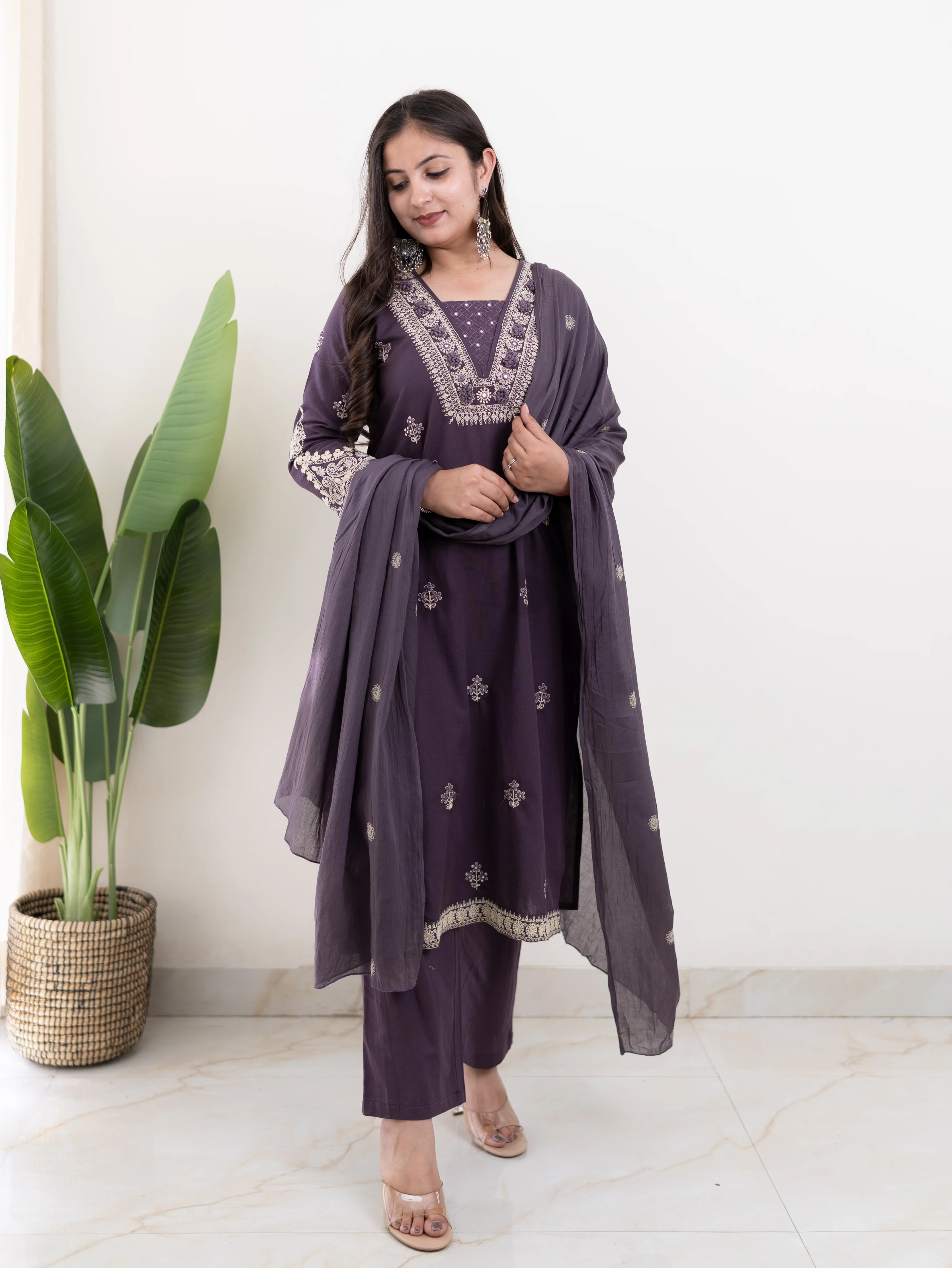 Zoohi Purple Cotton Embroidered Straight Dupatta Set - Image 3