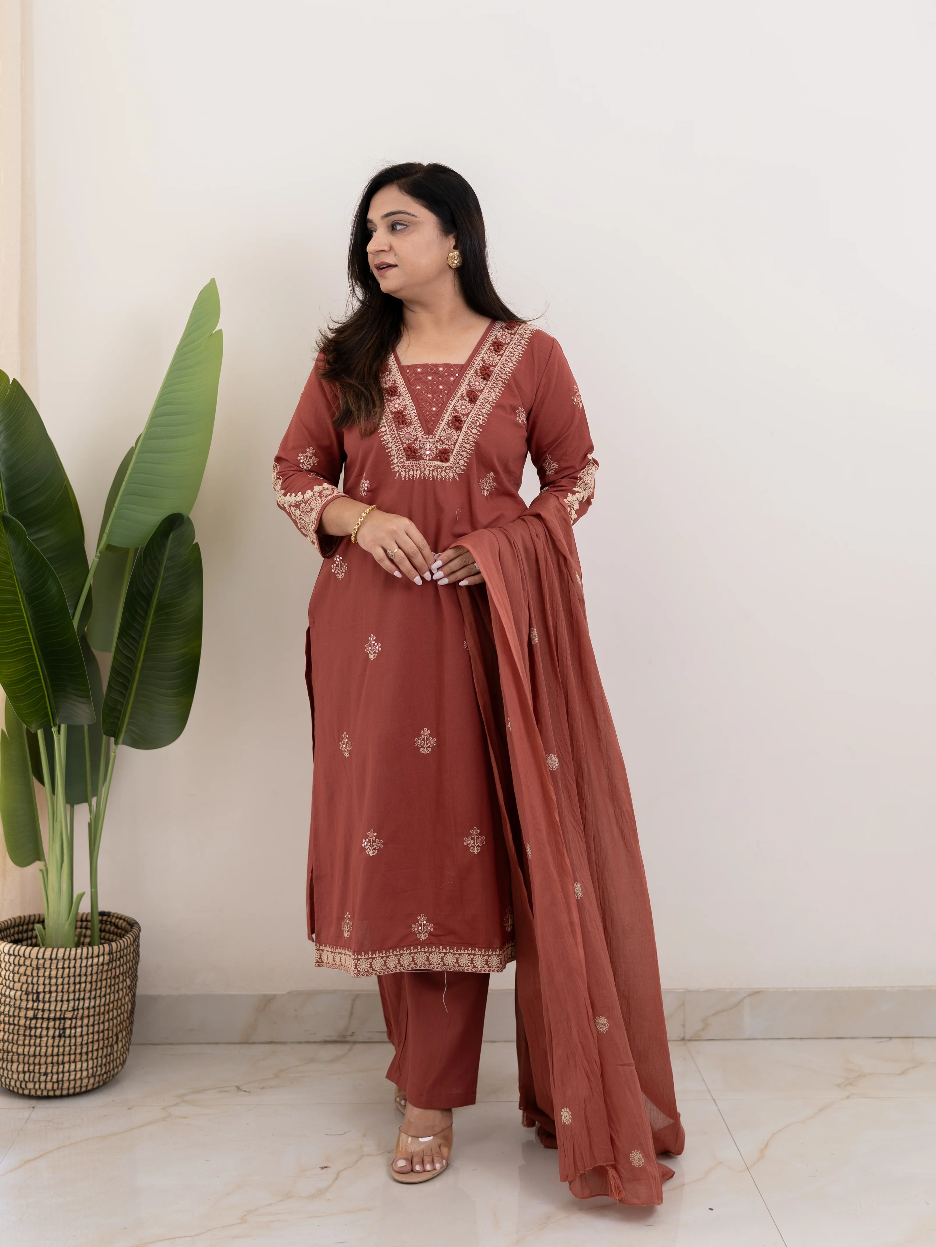 Zoohi Rust Cotton Embroidered Straight Dupatta Set - Image 4
